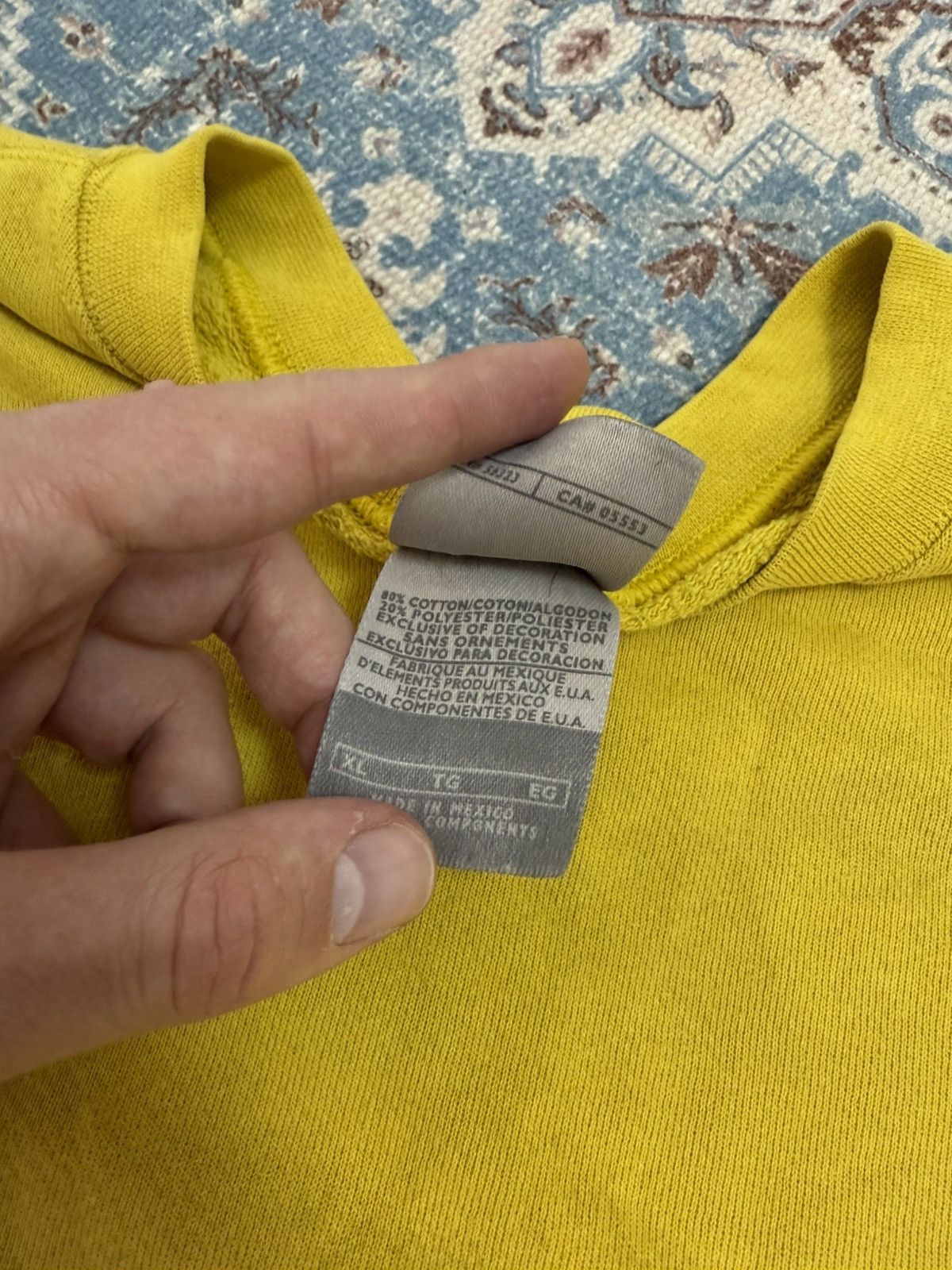 Nike Vintage 2000s Nike Yellow Sweatshirt Size US XL / EU 56 / 4 - 9 Thumbnail