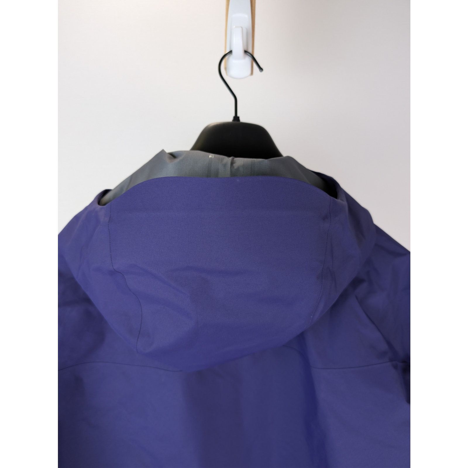 Arc'teryx o1rshd1 Alpha SV Jacket in Soulsonic / Black Size US XL / EU 56 / 4 - 17 Thumbnail