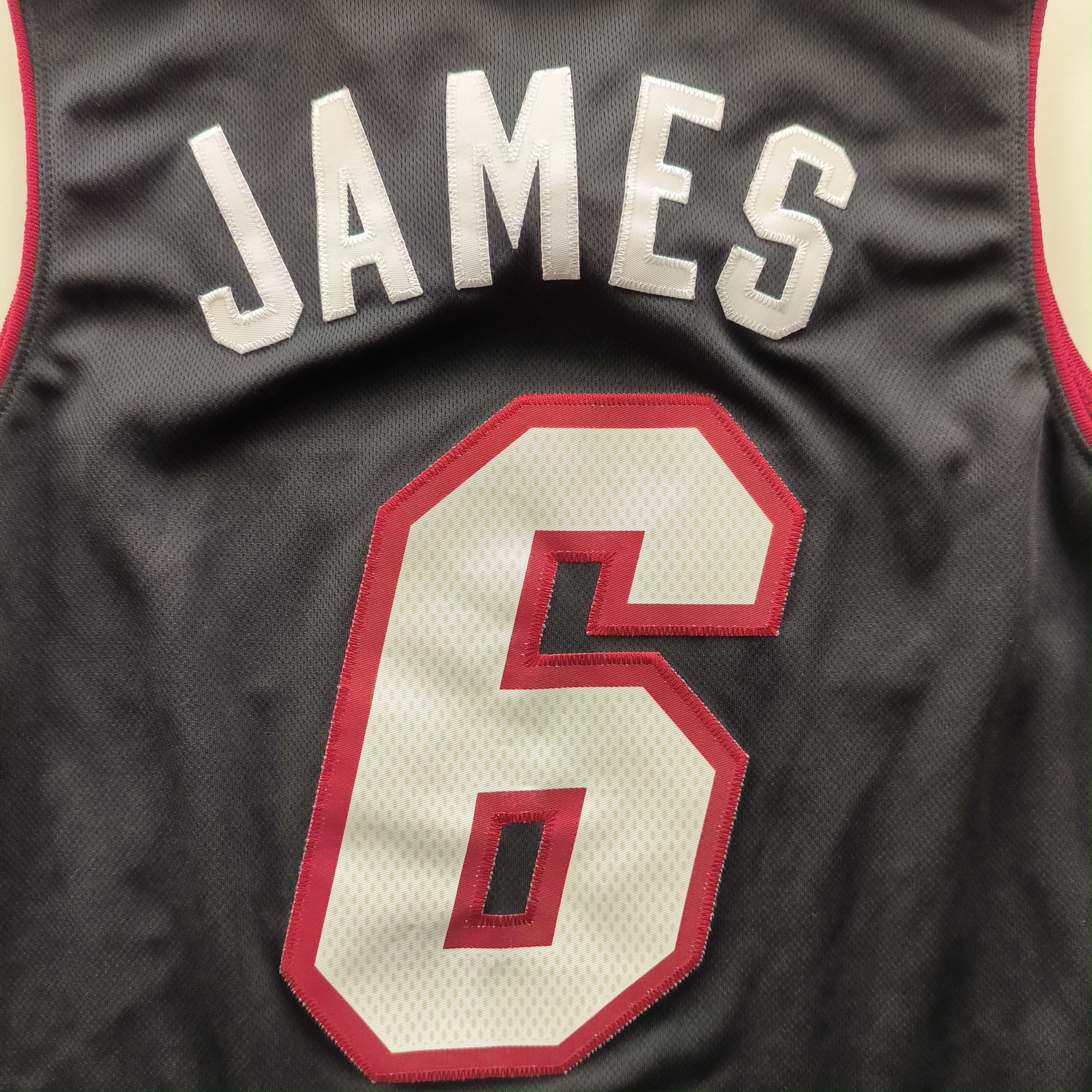 Adidas Miami Heat LeBron James Adidas Swingman NBA jersey size S Size US S / EU 44-46 / 1 - 7 Thumbnail
