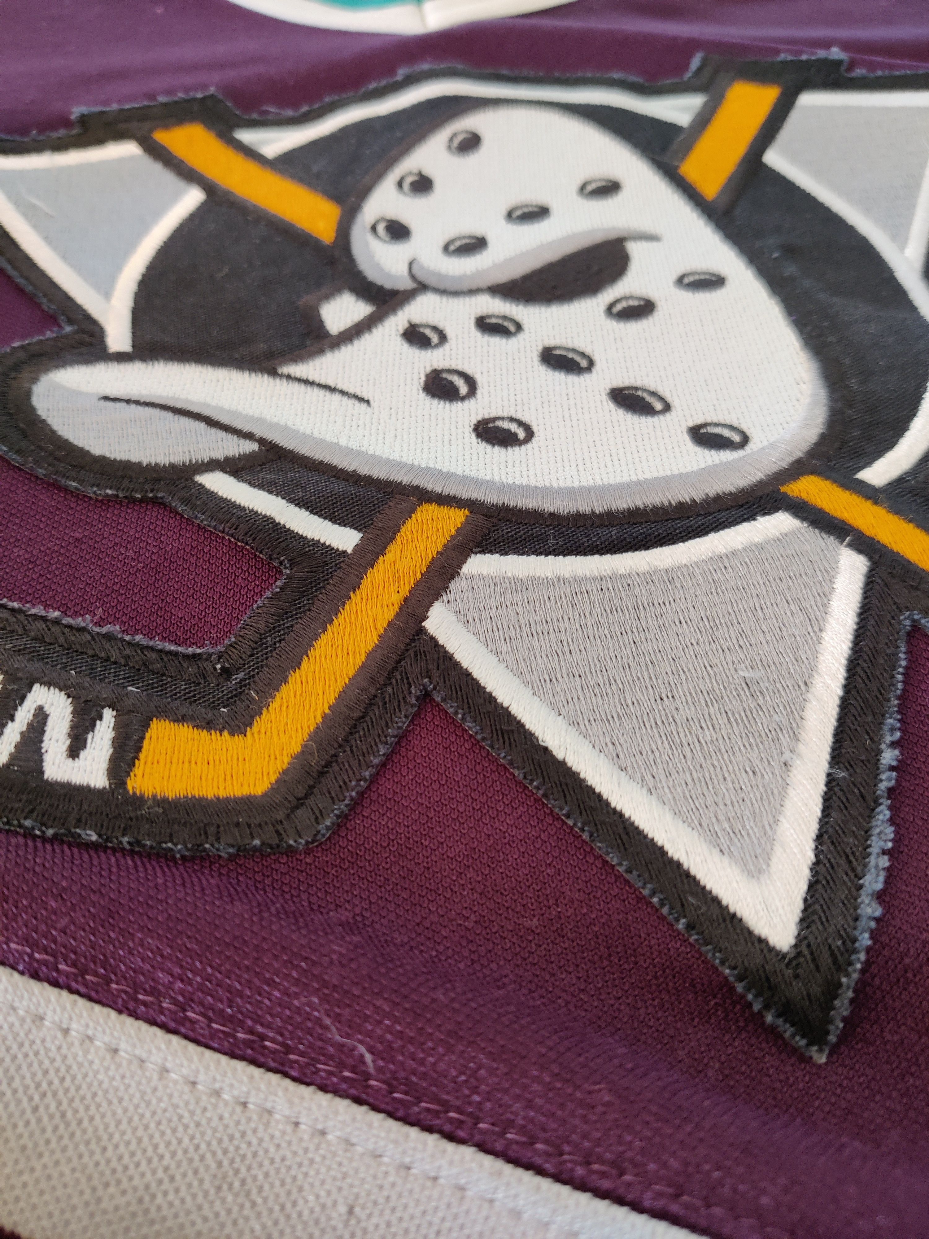 Ccm CCM Mighty Ducks NHL Jersey Vintage 90s Eggplant S Size US S / EU 44-46 / 1 - 5 Thumbnail