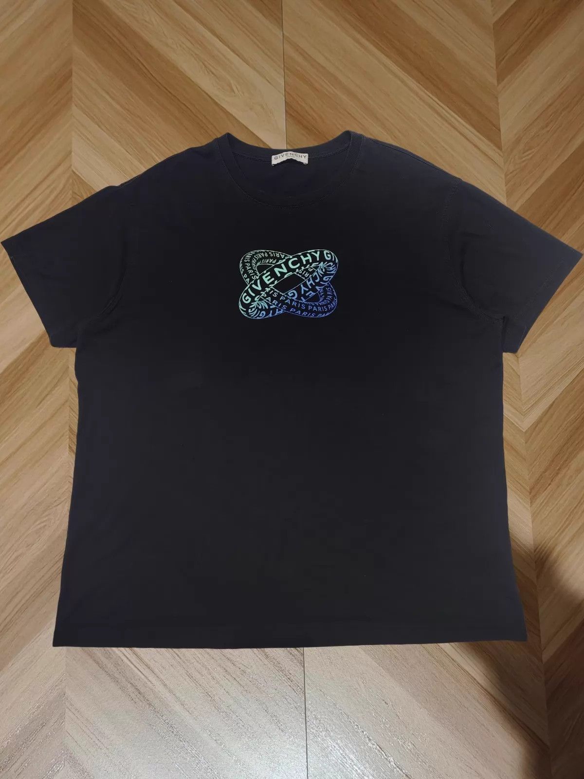 Givenchy Givenchy Short Sleeve Tee XL Size XL / US 12-14 / IT 48-50 - 1 Thumbnail