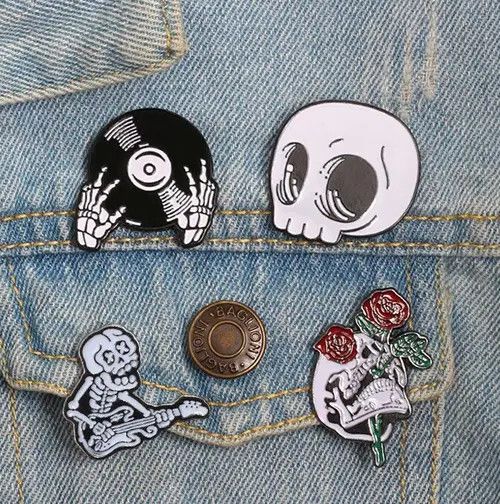 Jewelry 4Pcs / Set Skull Theme Pins Brooch Size ONE SIZE - 1 Thumbnail