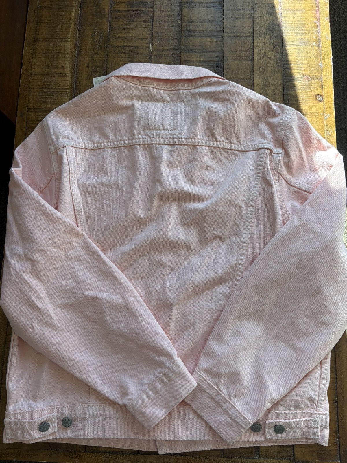 Levi's Levi’s Premium Baby Pink Trucker Size US M / EU 48-50 / 2 - 4 Thumbnail