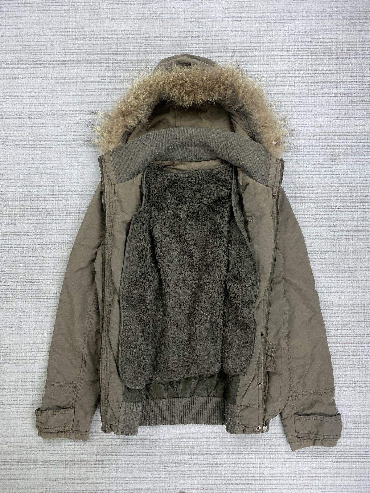 Japanese Brand × Vintage Vintage Album LGB Style Racoon Faux Fur Hoodie Jacket Size US S / EU 44-46 / 1 - 7 Thumbnail