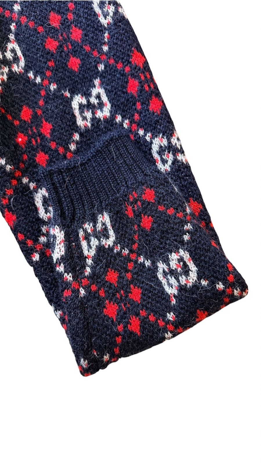 Gucci Gucci GG Diamond M Wool Sweatshirt V Crewneck Size US M / EU 48-50 / 2 - 11 Thumbnail