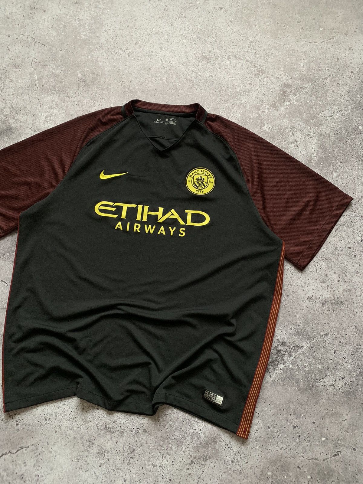 Vintage 🔥NIKE MANCHESTER CITY 2016 2017 AWAY SOCCER JERSEY Size US XXL / EU 58 / 5 - 2 Thumbnail