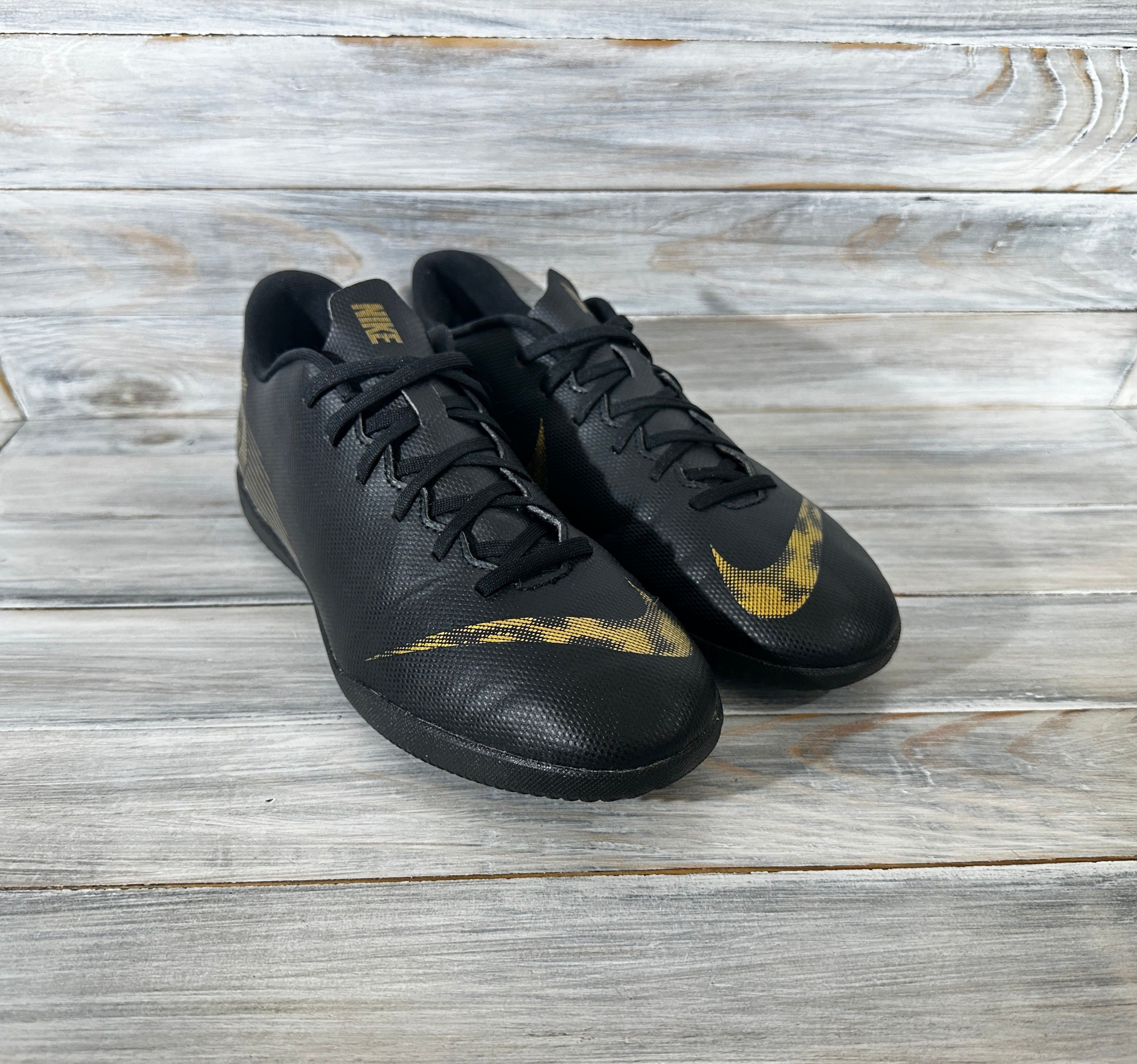 Nike Nike Vapor 12 Club IC Men's Football Futsal Shoes Black Gold Size US 8 / EU 41 - 2 Thumbnail