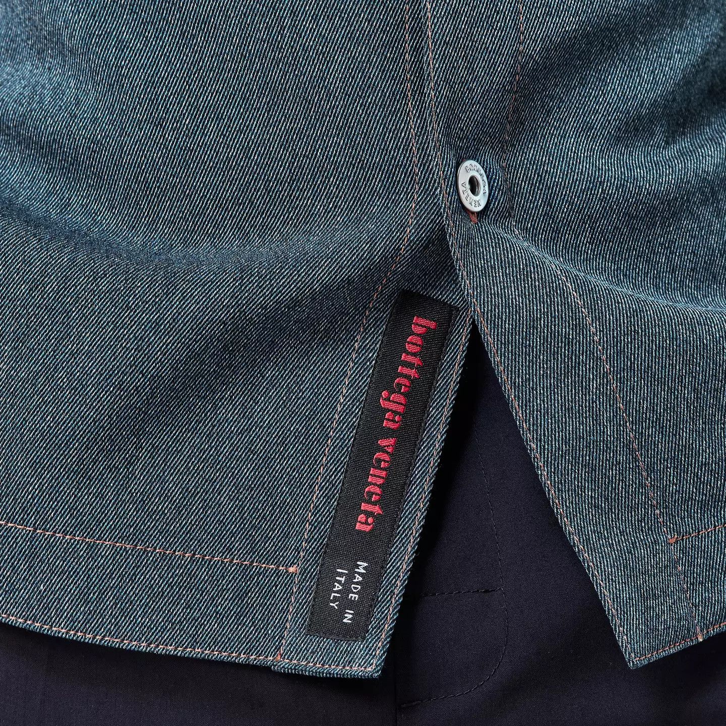 Bottega Veneta o1g2r1mq0426 Short Sleeve Plain Shirt in Blue Size US L / EU 52-54 / 3 - 5 Thumbnail