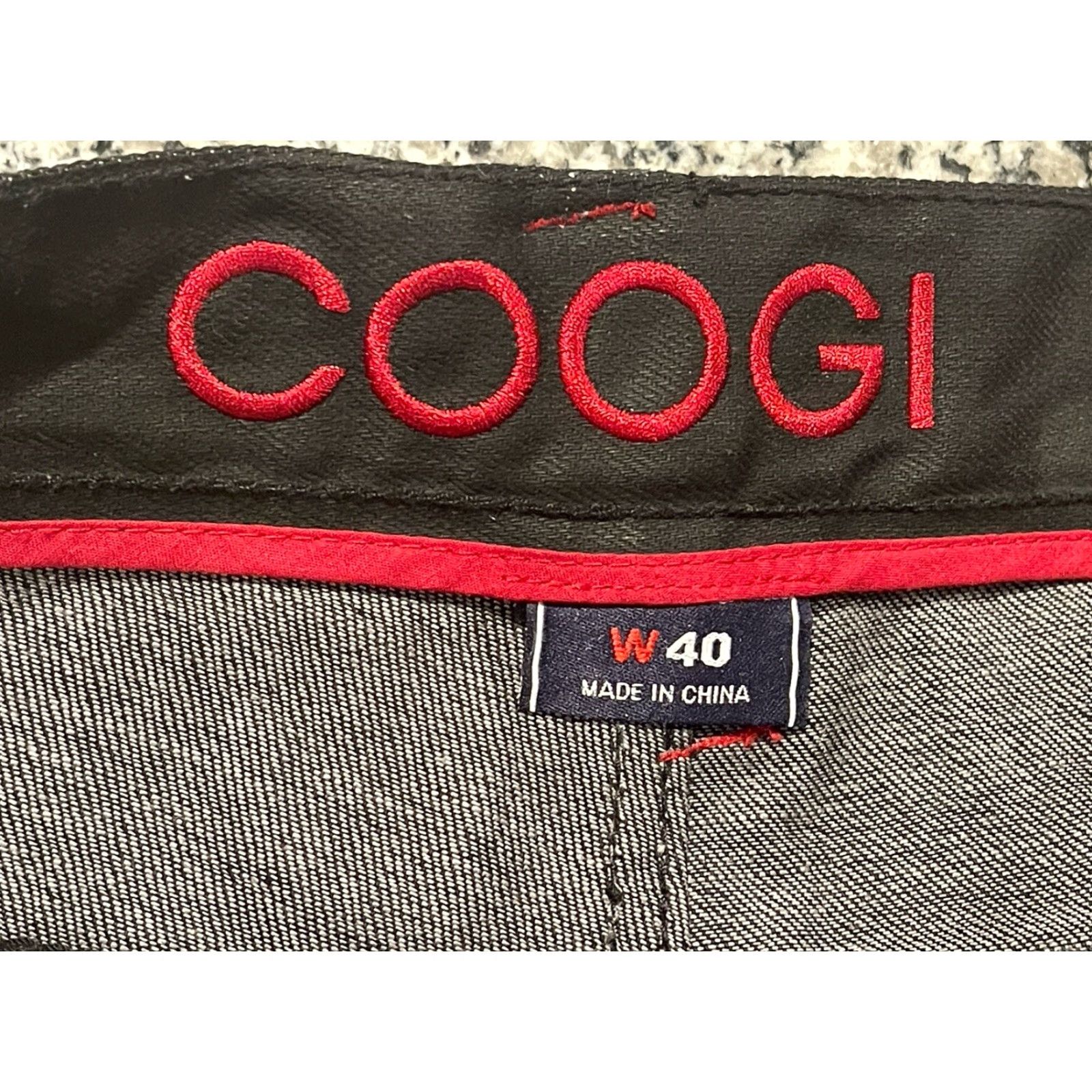 Coogi COOGI Shorts Bermuda Mens Size 41 Black Zipper Embroidery 41 in Inseam 17 Size US 41 - 4 Thumbnail