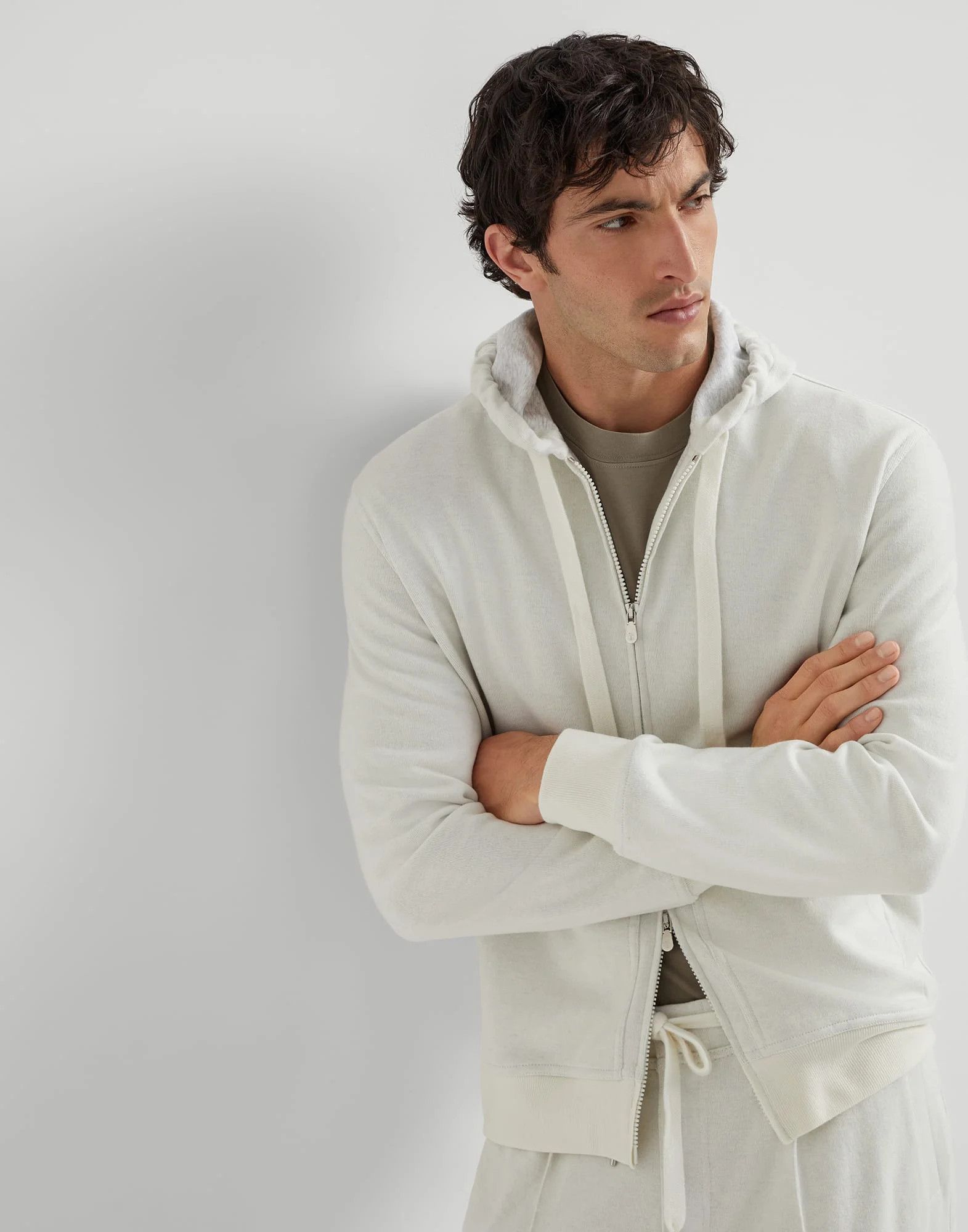 Brunello Cucinelli o1w1db10326 Cardigan Sweatshirt in Open White Size US XXL / EU 58 / 5 - 3 Thumbnail