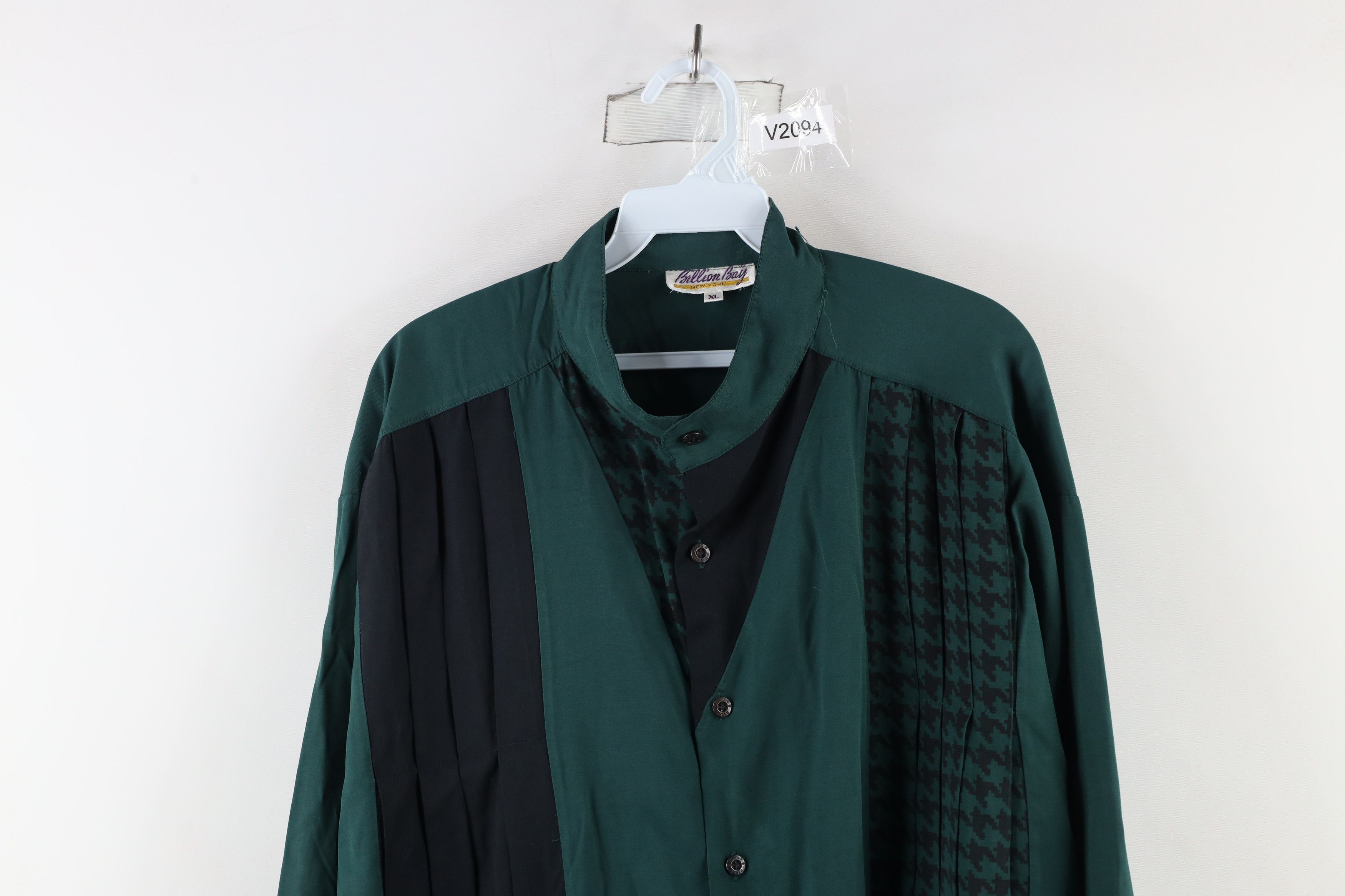 Vintage Vintage 90s Streetwear Band Collar Button Shirt Green Size US XL / EU 56 / 4 - 2 Thumbnail