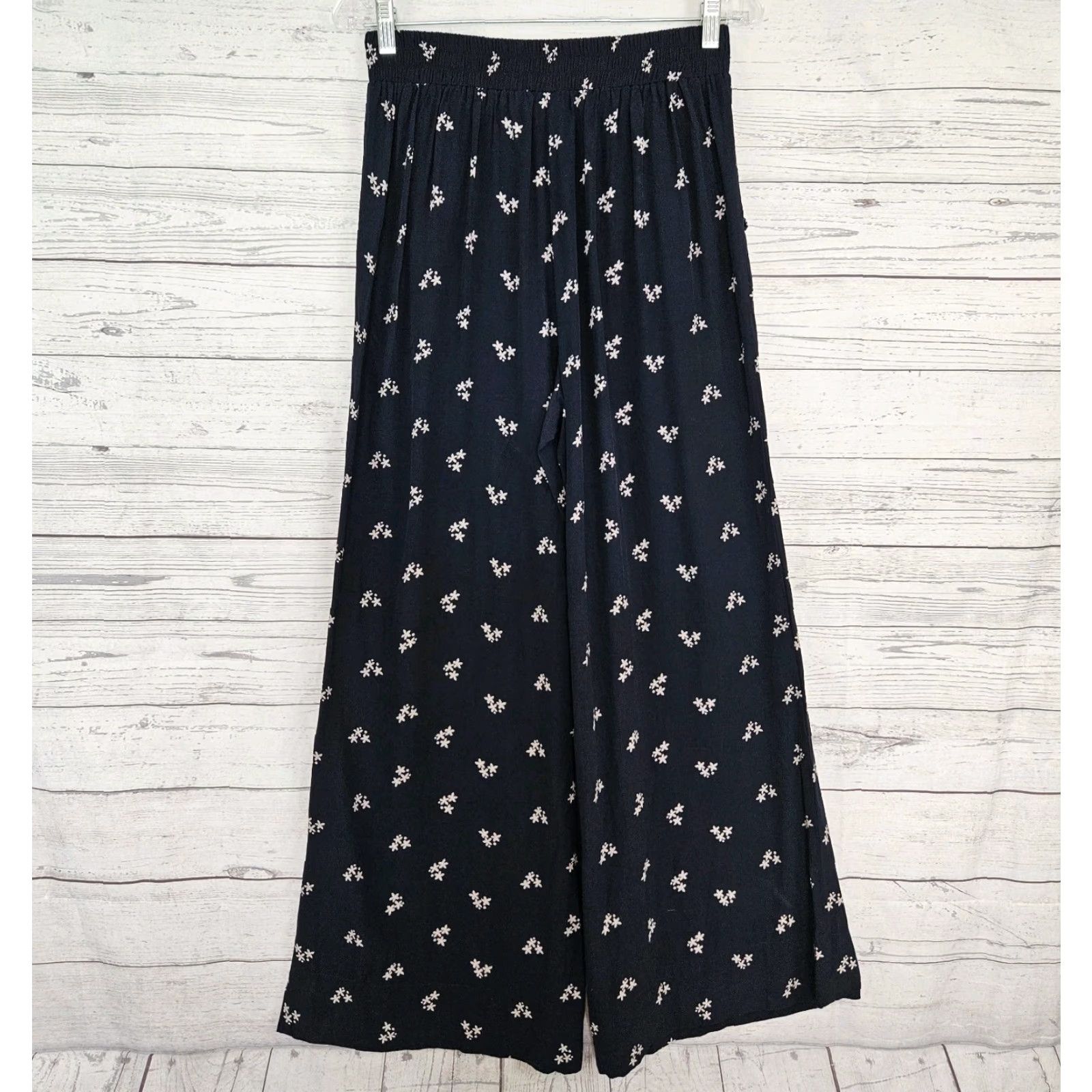 Vintage Cabi 5792 Womens Sashay Palazzo Pants Sz Small Blue Floral Pull On High Rise Pants Size 28" / US 6 / IT 42 - 3 Thumbnail