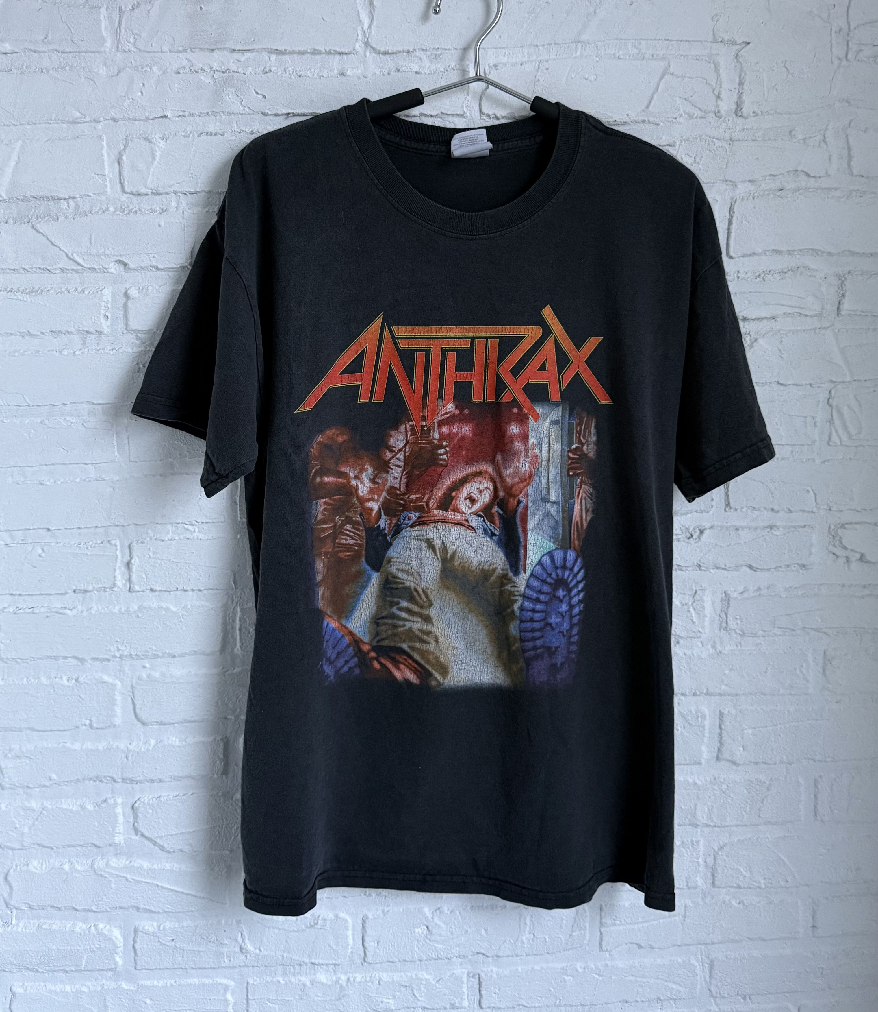 Band Tees Vintage 2000s Anthrax spreading the disease t-shirt Size US L / EU 52-54 / 3 - 1 Thumbnail