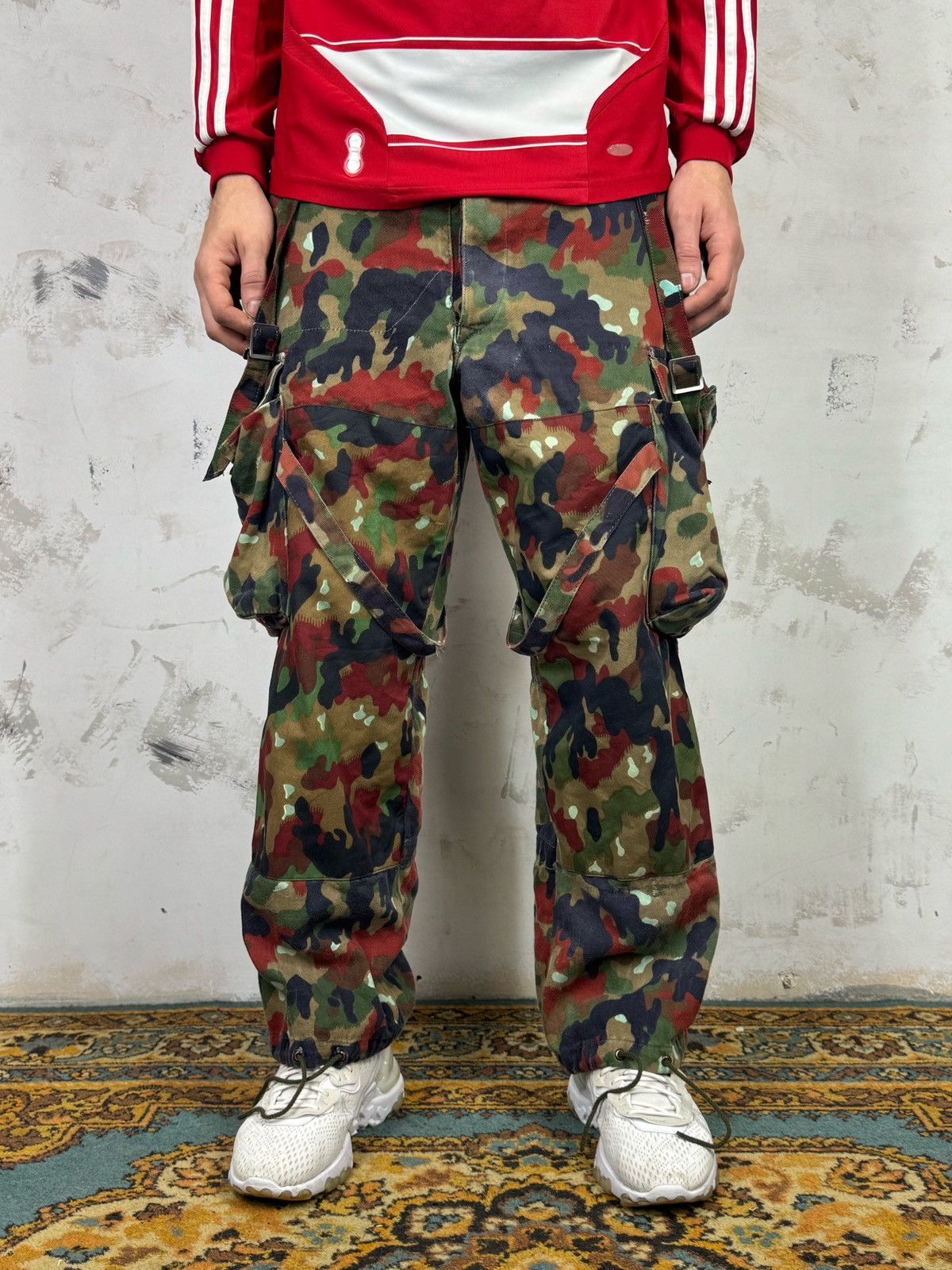 Vintage Vintage Swiss Alpenflage Cargo Bib Pants Size M - L Size US 32 / EU 48 - 4 Thumbnail