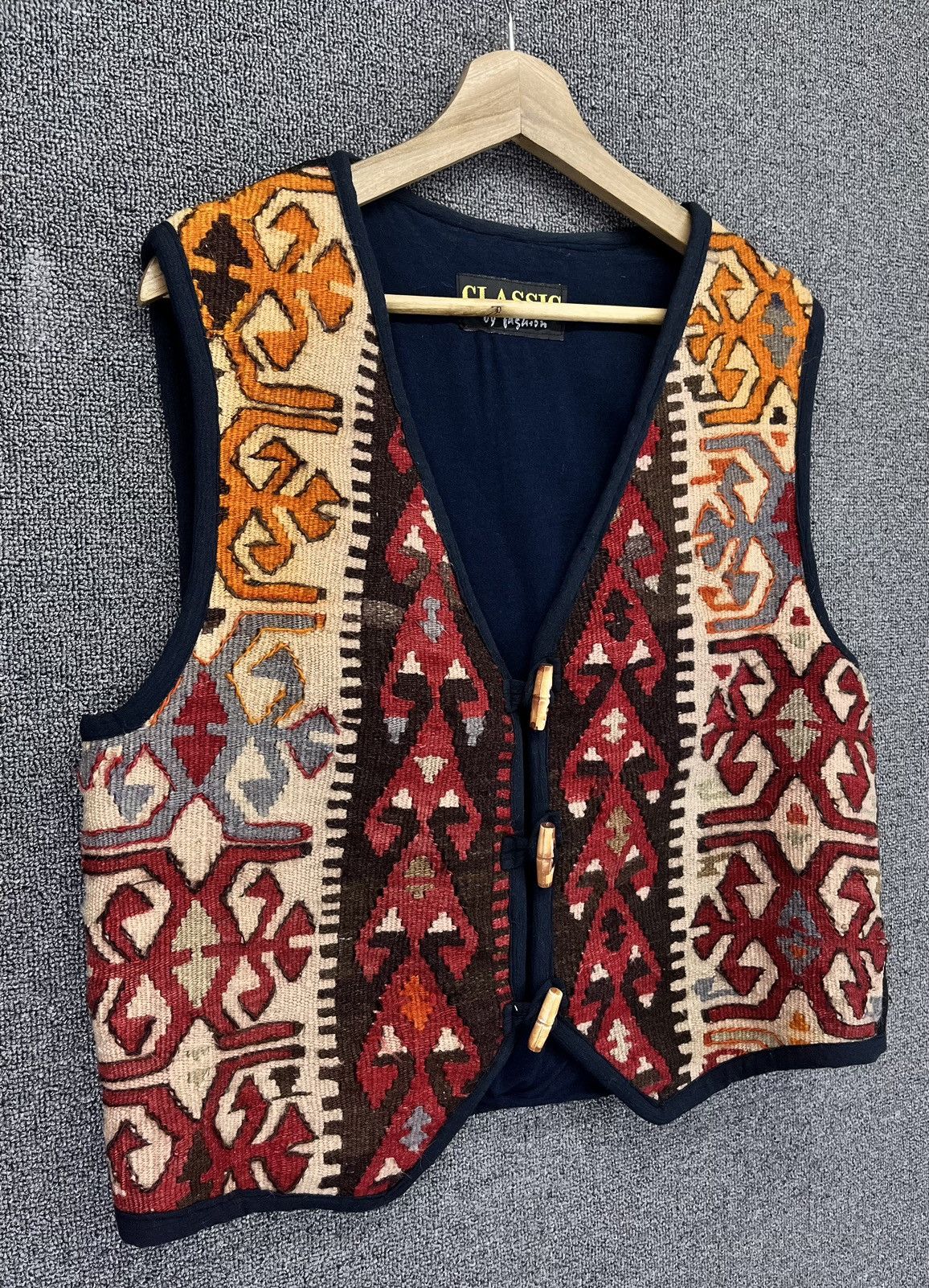 Japanese Brand Vintage Japanese Classic Fashion Navajo Vest Size US M / EU 48-50 / 2 - 2 Thumbnail