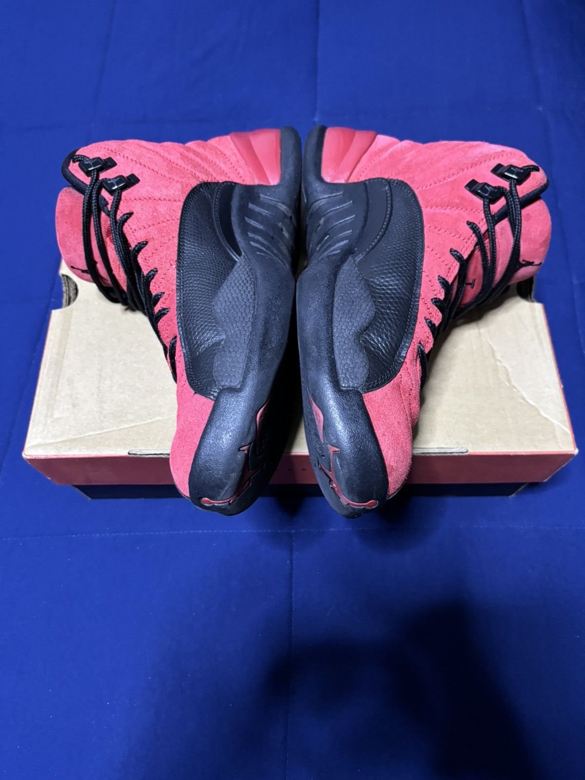 Jordan Brand Jordan 12 Retro Reverse Flu Game 2020 Size 9 Size US 9 / EU 42 - 3 Thumbnail