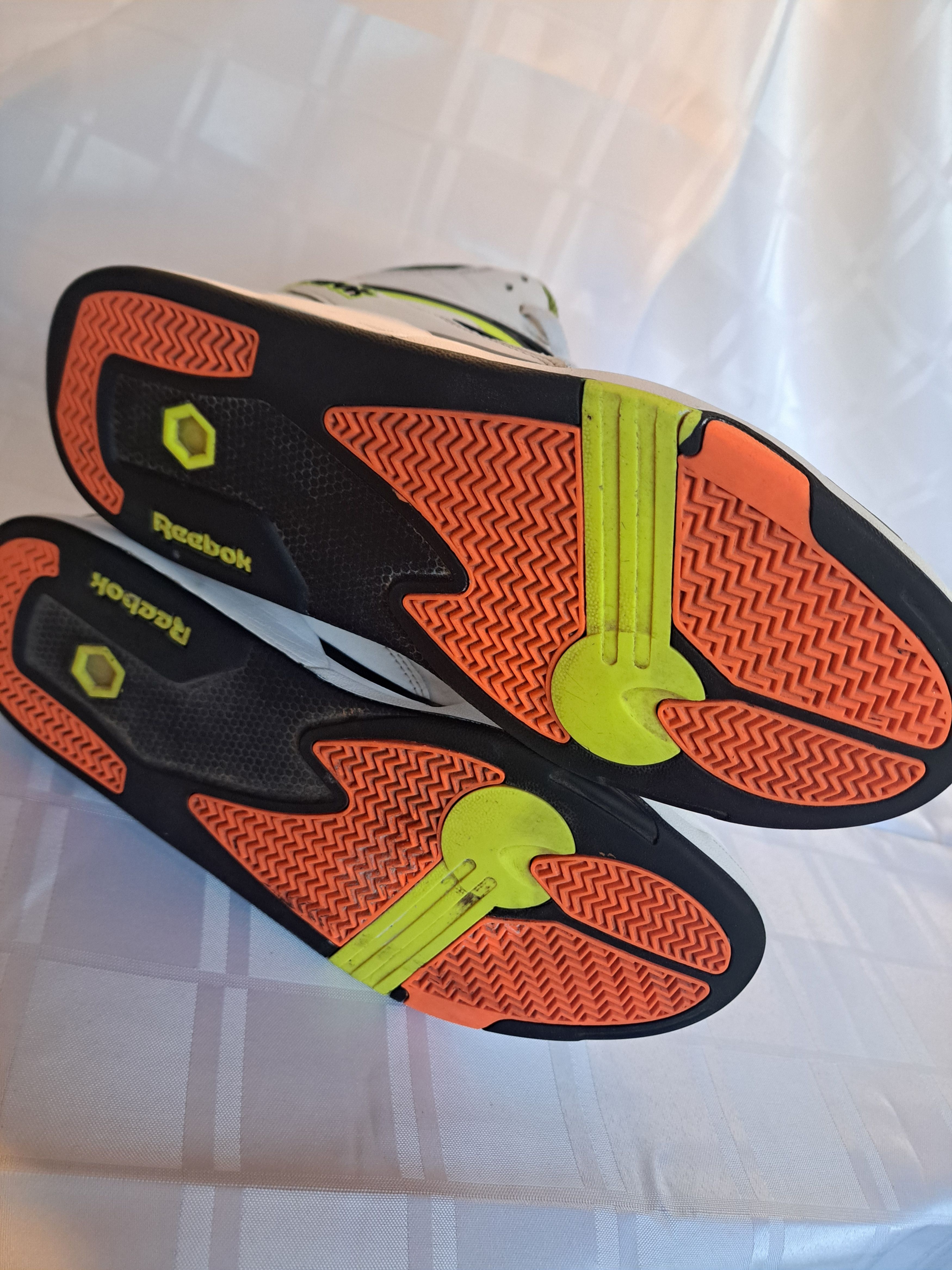 Reebok Reebok twilight zone pump neon yellow Size US 8.5 / EU 41-42 - 12 Thumbnail