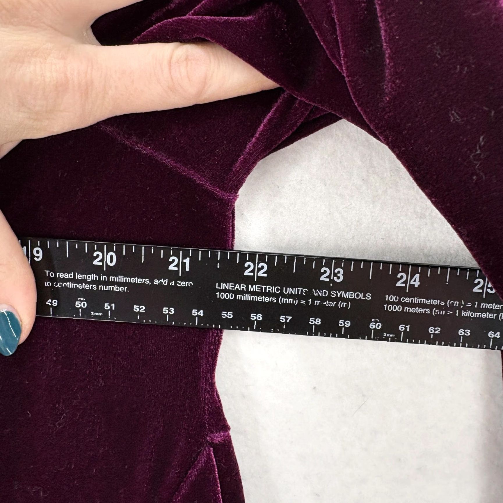 Soft Surroundings Soft Surroundings Blouse Womens Medium Purple Velvet Cowl Neck Tunic Asym Hem Size M / US 6-8 / IT 42-44 - 7 Thumbnail