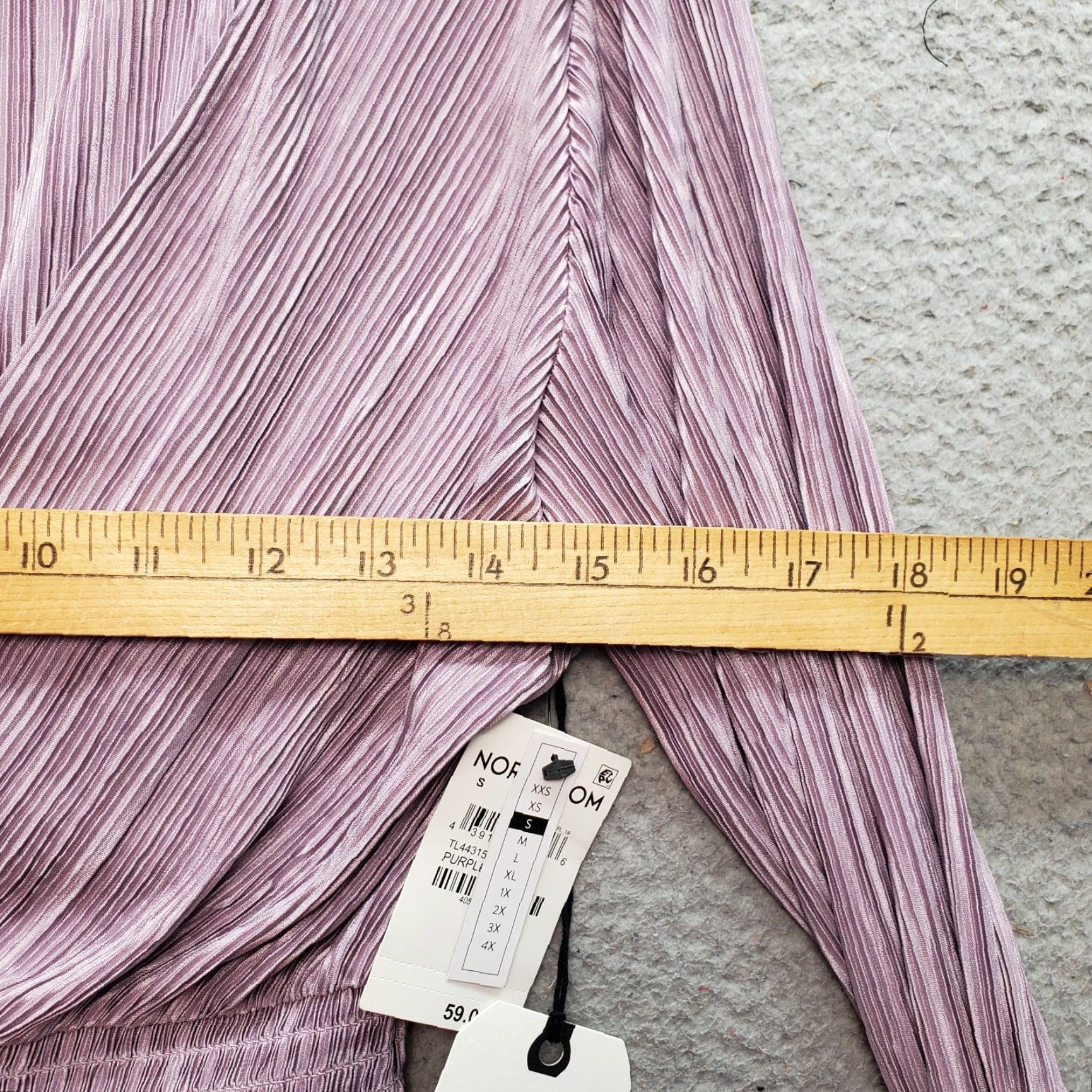 Vintage LEITH Cropped Top Womens S Purple Surplice Neck Bell Sleeve Long Sleeve Ruffle Cuff Hem Vintage No NWT Shirts Womens Size S Size S / US 4 / IT 40 - 3 Thumbnail