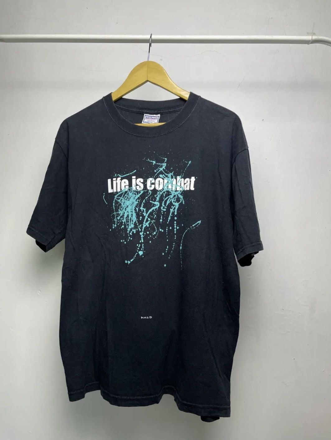 Vintage (ISO) “Life is Combat” halo tee Size US XL / EU 56 / 4 - 2 Thumbnail