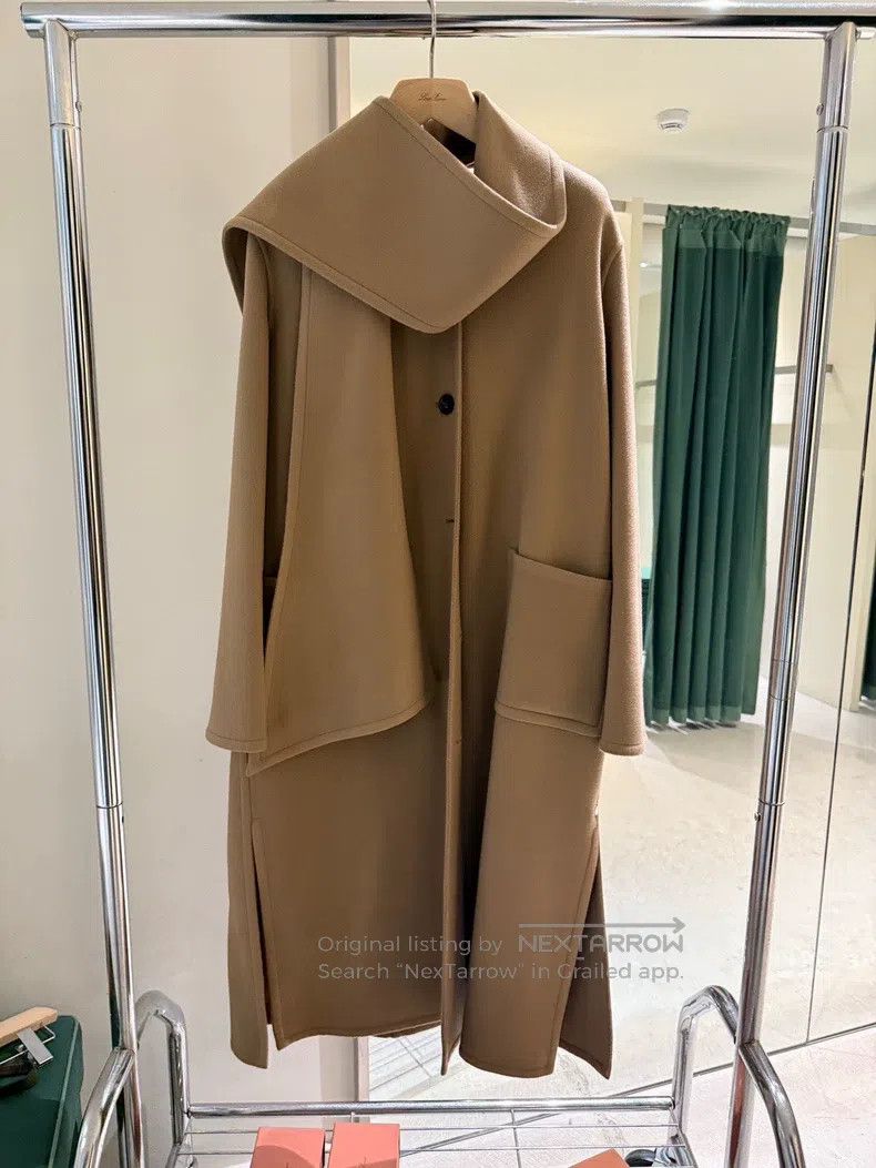 Loro Piana Loro Piana Waterproof scarf for coat can be made of 100% c Size M / US 6-8 / IT 42-44 - 3 Thumbnail
