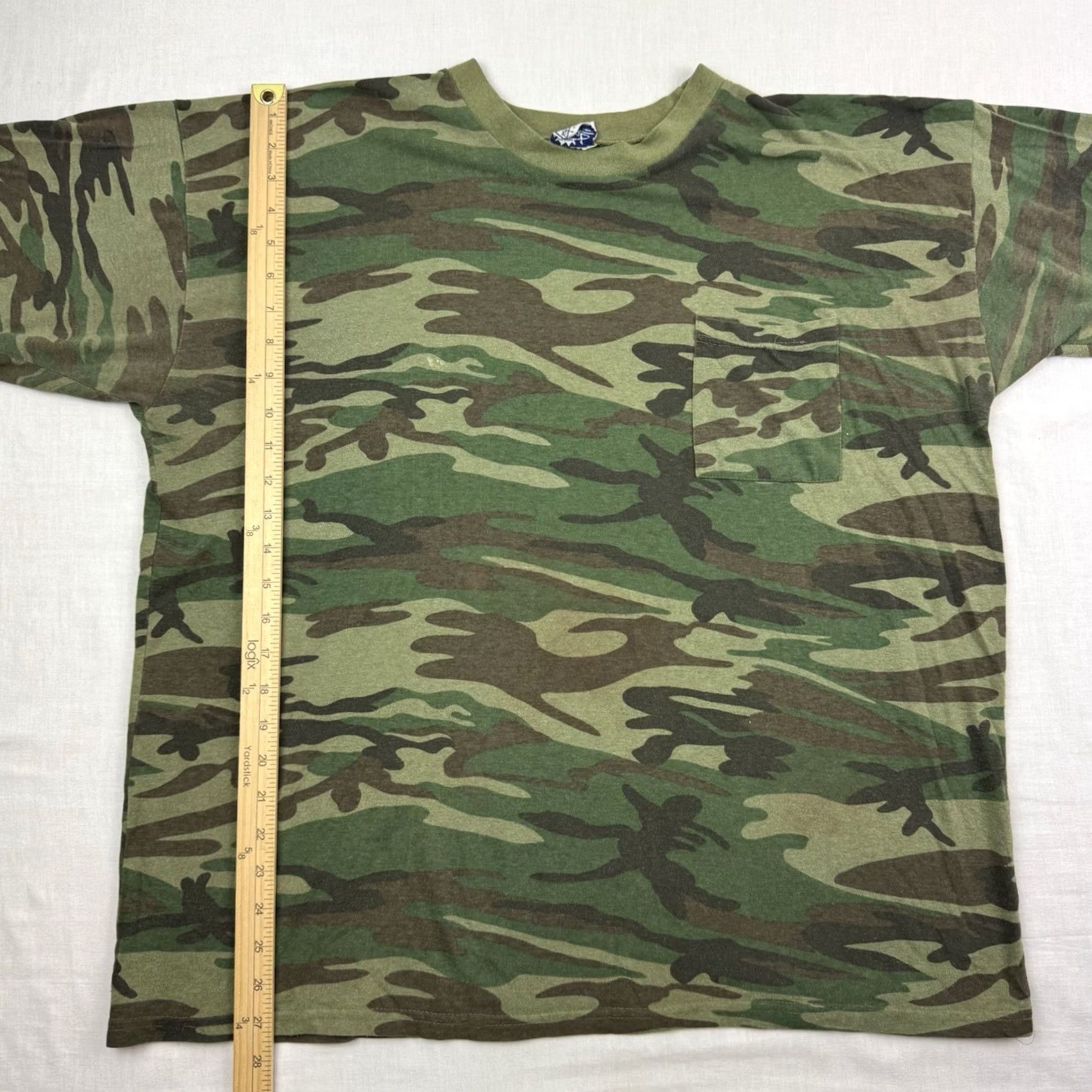 Imperial VINTAGE Imperial Camo Pocket T Shirt Adult Large Hunting Outdoor Nature 80s Made In USA Mens Shirt XS? Size US L / EU 52-54 / 3 - 7 Thumbnail