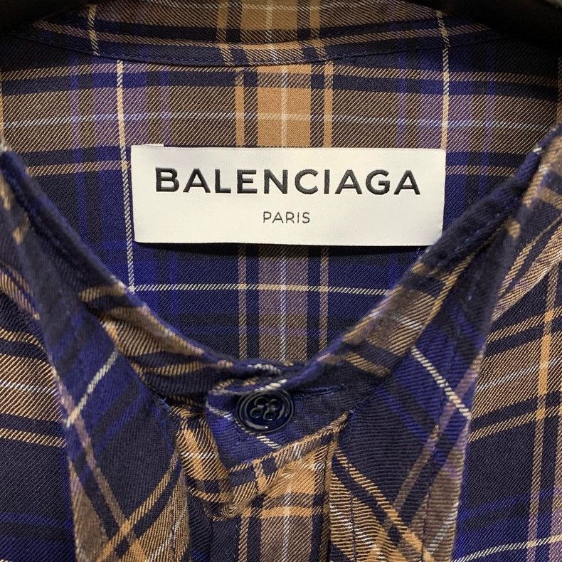 Balenciaga Balenciaga size 32 Checked Shirt with Large Logo on Back Size XS / US 0-2 / IT 36-38 - 2 Thumbnail
