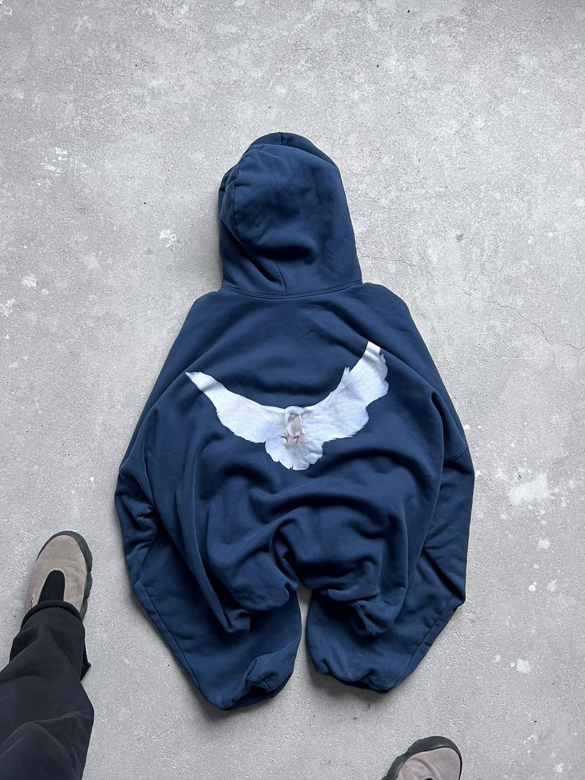 Gap × Kanye West Balenciaga Yeezy Gap Engineered Dove Hoodie Size US XL / EU 56 / 4 - 1 Thumbnail