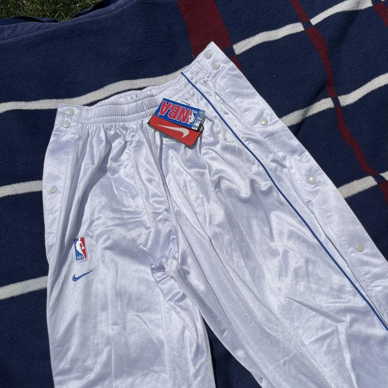 Nike Vintage 90s Nike Detroit Pistons Warm Up tear away Pants Size US 36 / EU 52 - 2 Thumbnail