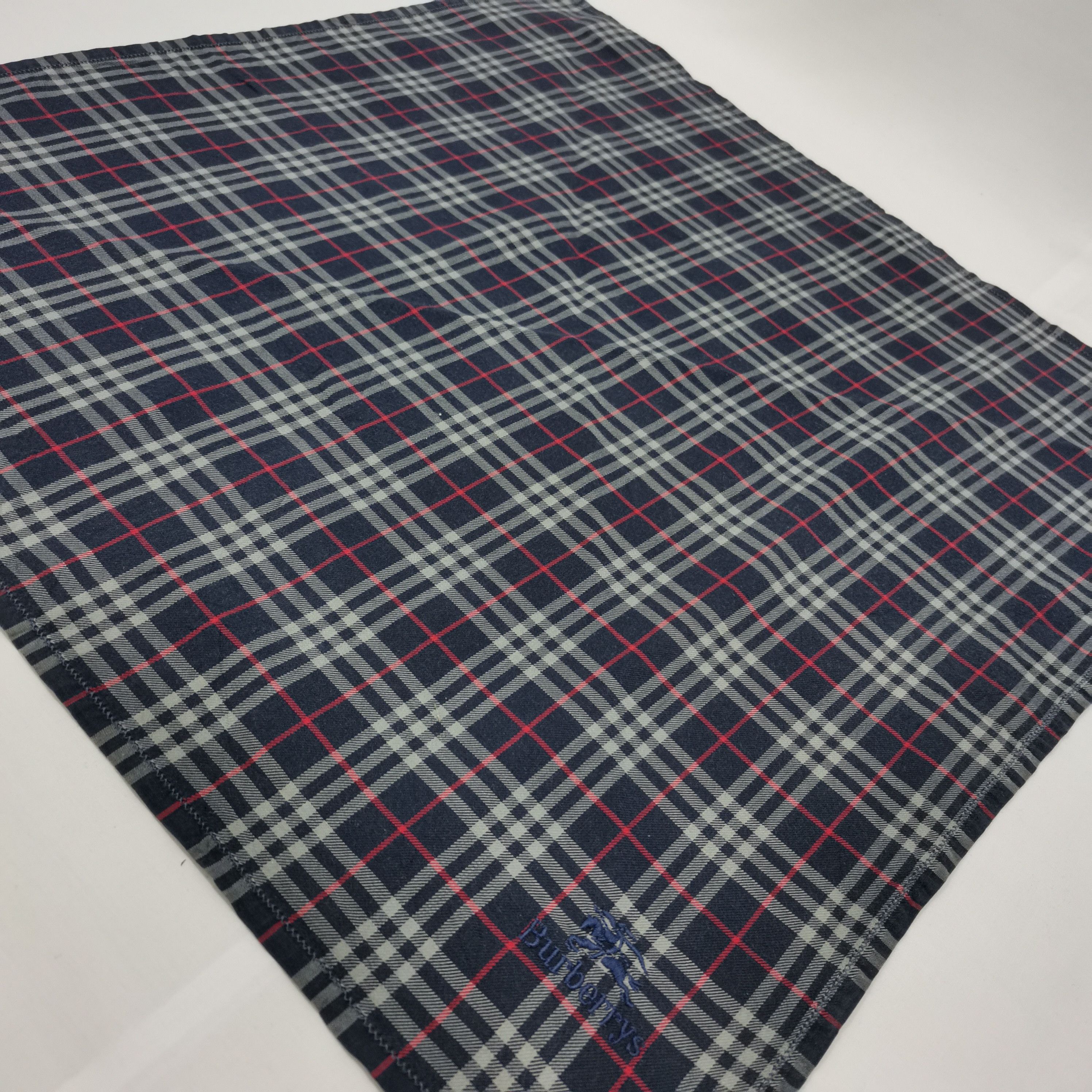 Burberry BURBERRY HANDKERCHIEF/ BANDANA/ SCARF Size ONE SIZE - 1 Thumbnail