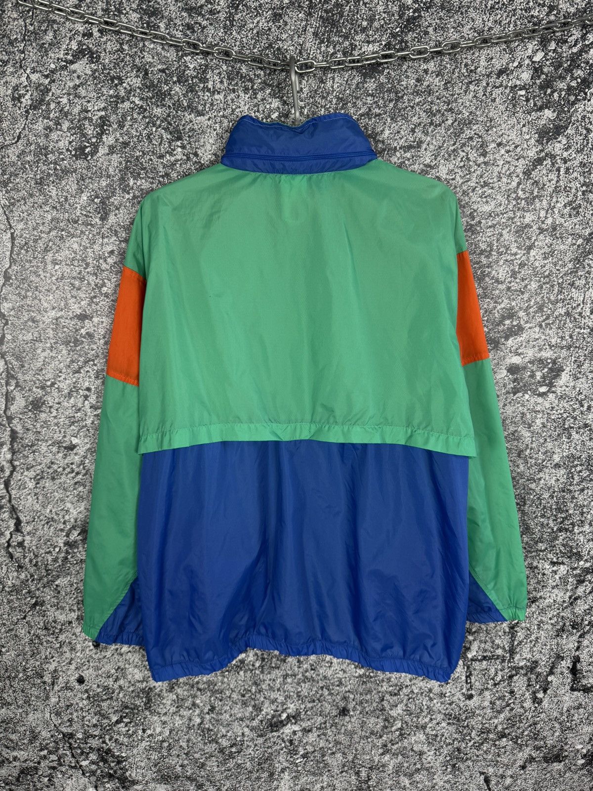 Nike Vintage 90s Nike Nylon Jacket Windbreaker Retro Size L Size US L / EU 52-54 / 3 - 9 Thumbnail