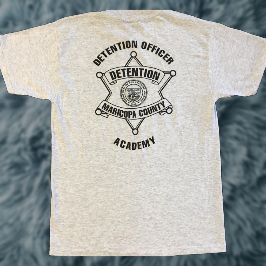 Vintage VINTAGE 90s Maricopa County Detention Officer Academy Shirt M Arizona Police College Shirt Graphic Tee Mens Gray Size US M / EU 48-50 / 2 - 1 Thumbnail