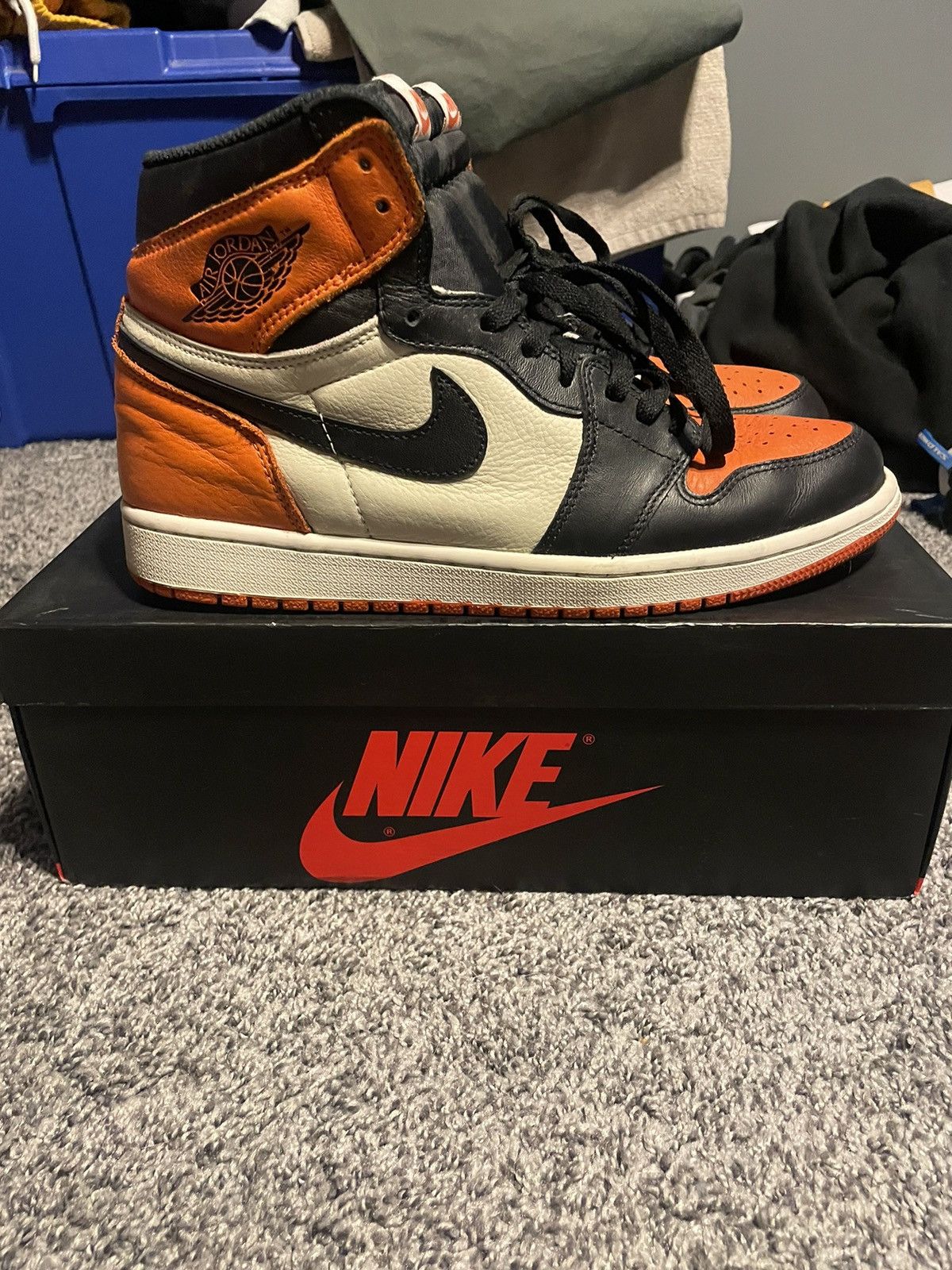 Jordan Brand Shattered Backboard 1s Size US 10.5 / EU 43-44 - 2 Thumbnail