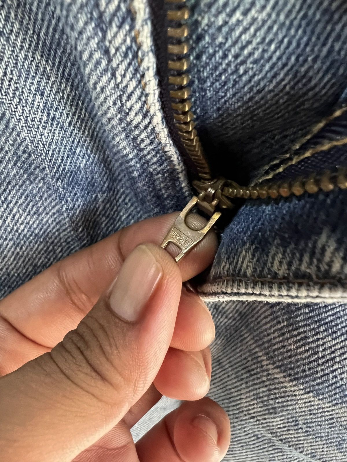 Levi's Vintage Clothing 🔥Vintage Levis Distressed Denim Made in Usa Size US 29 - 10 Thumbnail