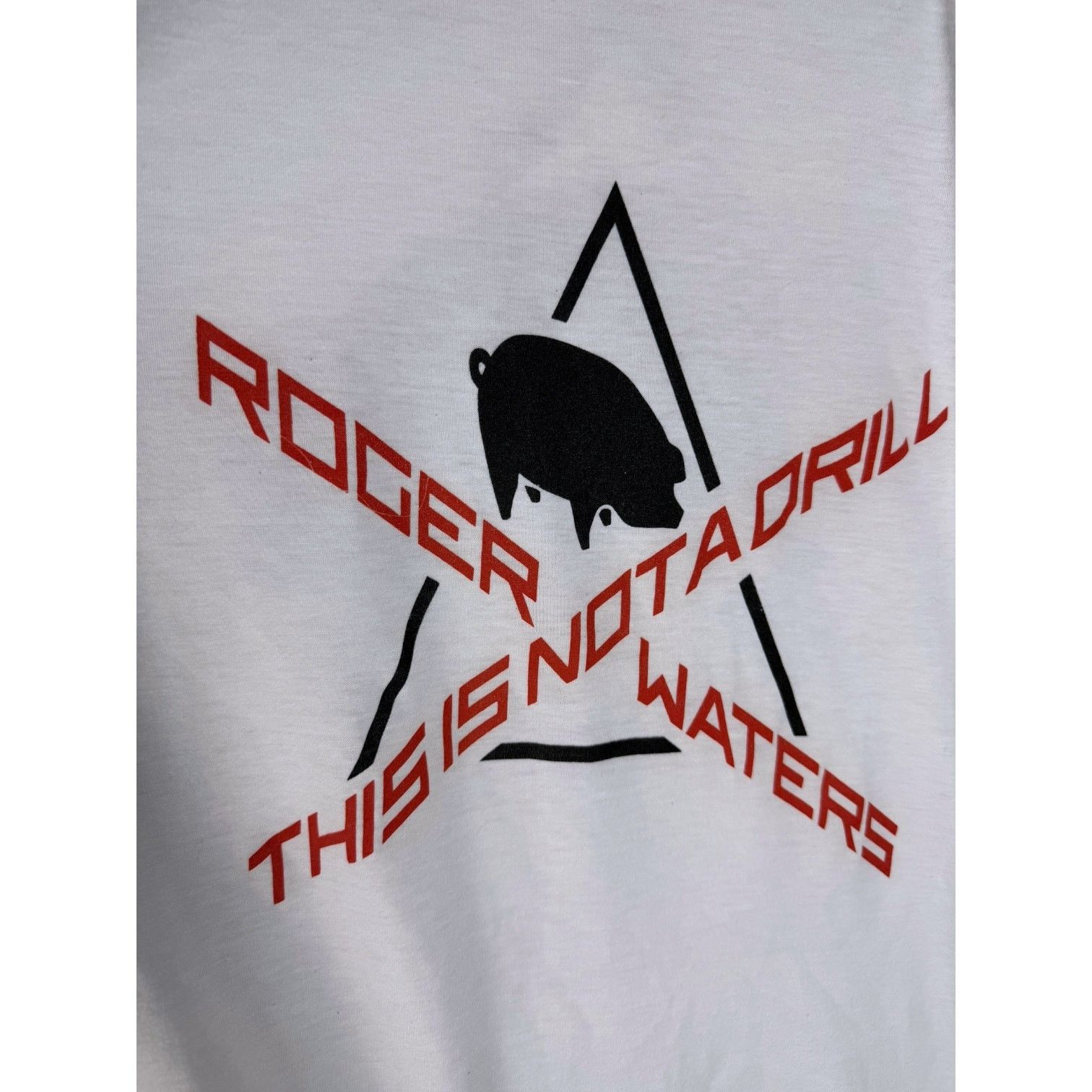 Gildan Roger Waters Not A Drill 2022 Tour 3/4 Sleeve B&W T - M Size US M / EU 48-50 / 2 - 3 Thumbnail