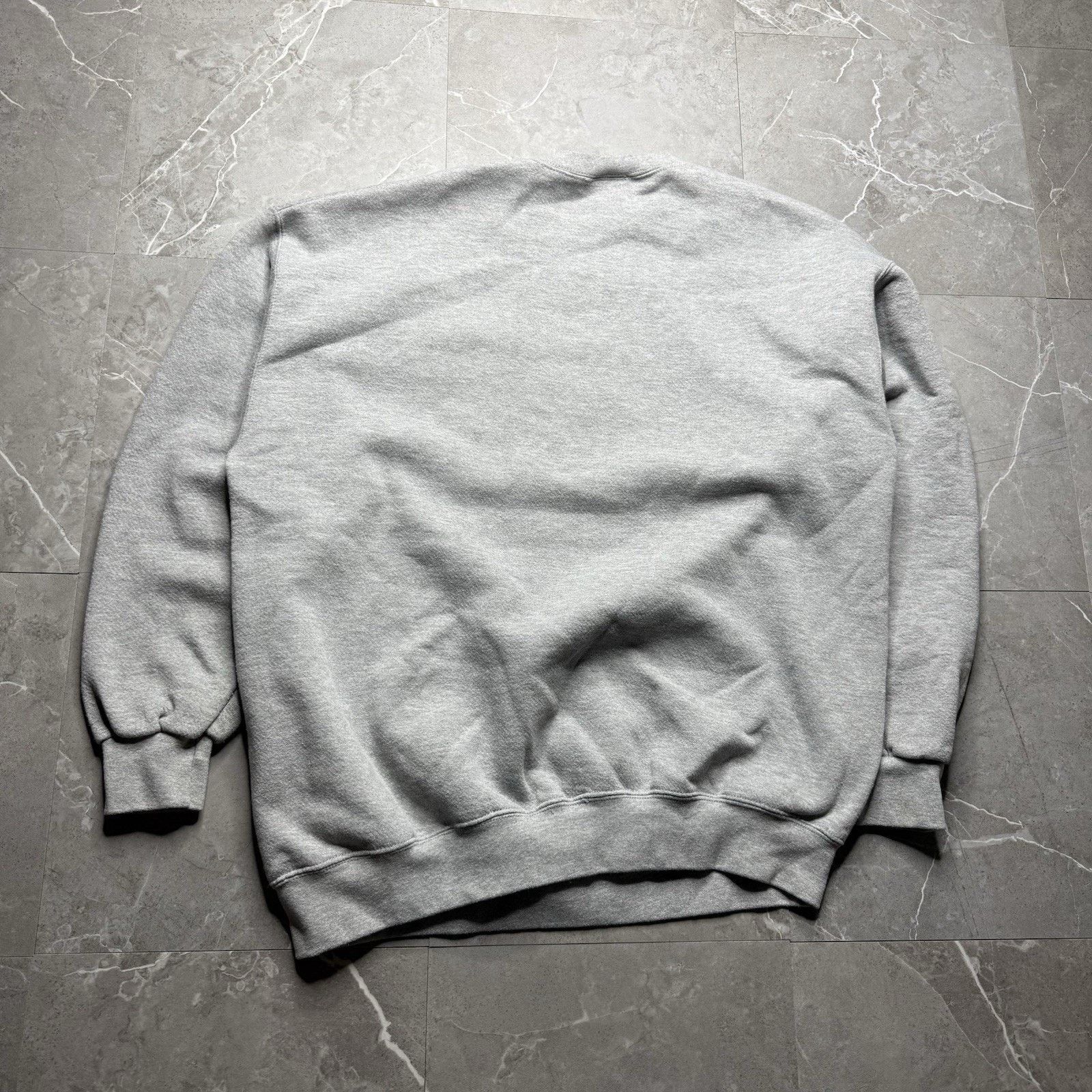 Vintage Vintage The Disney Store Grumpy Box Logo Gray Sweatshirt XL Size US XL / EU 56 / 4 - 3 Thumbnail