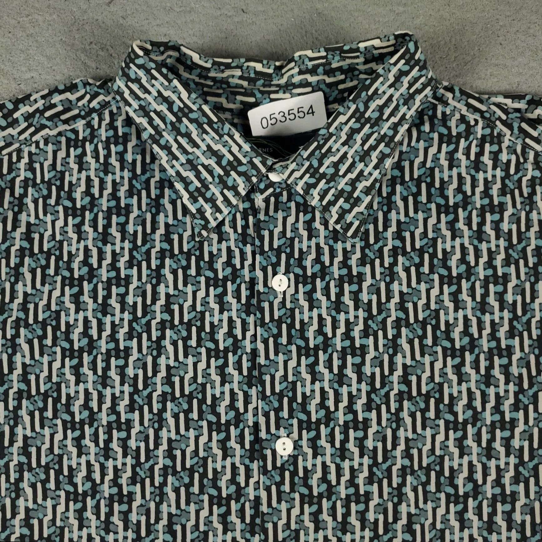 Vintage Jhane Barnes Shirt Mens 2XL Blue Geometric Button Up Short Sleeve RUNS SHORT Geometric Button-Up Men 2XL Blue Jhane Barnes Shirt Size US XXL / EU 58 / 5 - 2 Thumbnail