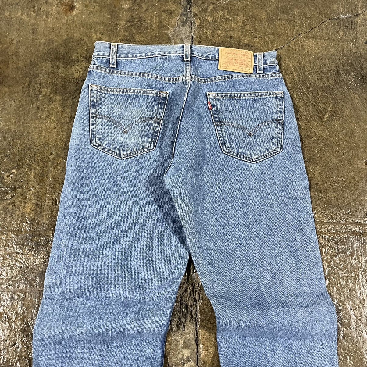Levi's × Vintage Crazy Vintage 90s Levi's 505 Faded Essential Skater Jeans Size US 34 / EU 50 - 3 Thumbnail