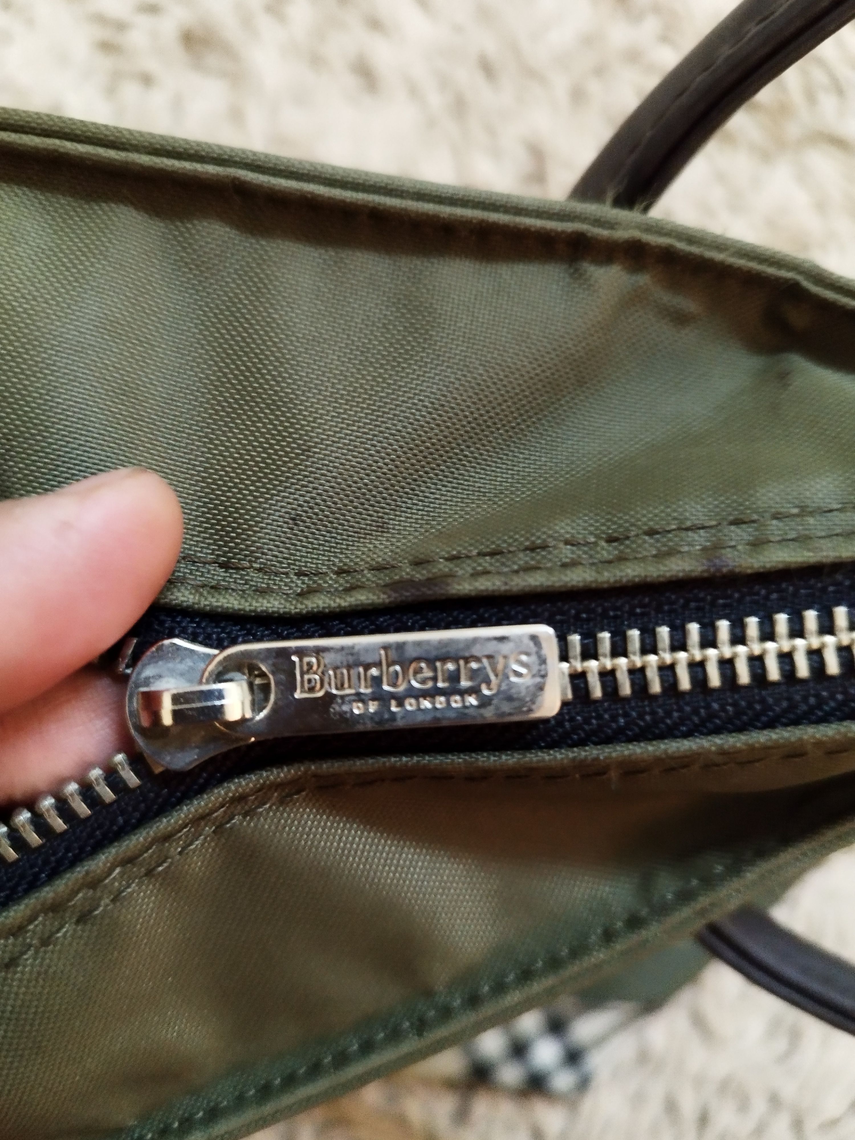 Burberry Vintage Burberry Blue label shoulder bag Size ONE SIZE - 6 Thumbnail