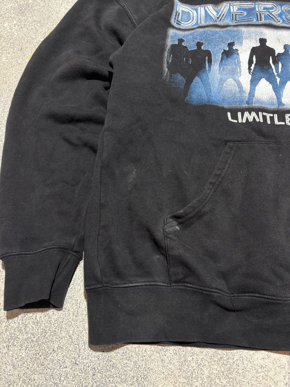 Vintage Vintage Diversity limitless Hoodie Y2K Mens size M Size US M / EU 48-50 / 2 - 5 Thumbnail