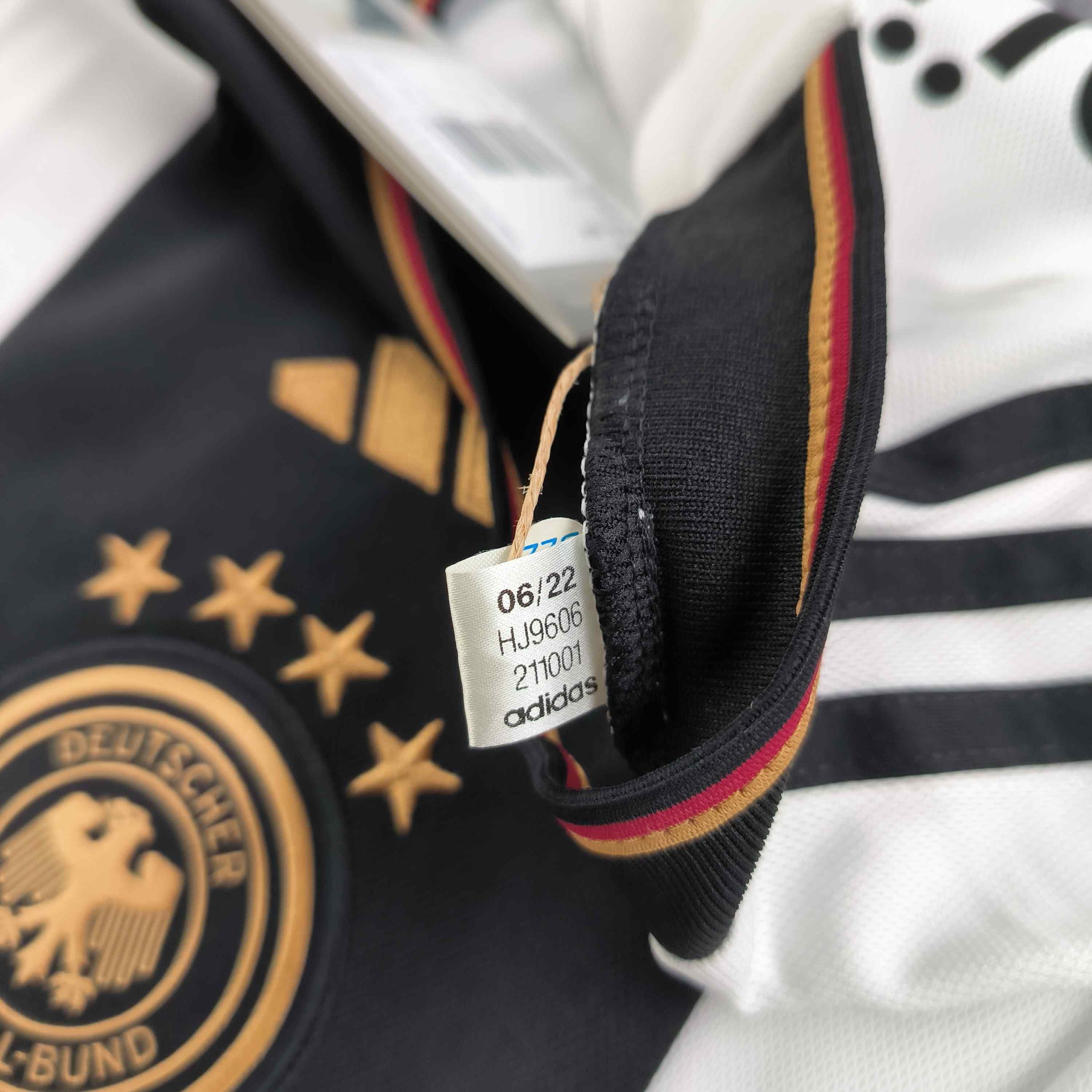 Adidas NEW Germany 22-24 Adidas home Rüdiger football jersey sz XL Size US XL / EU 56 / 4 - 8 Thumbnail