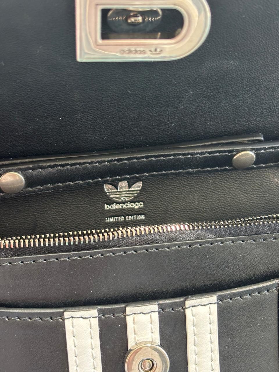 Adidas × Balenciaga Balenciaga / Adidas Hourglass Wallet on chain bag Size ONE SIZE - 3 Thumbnail