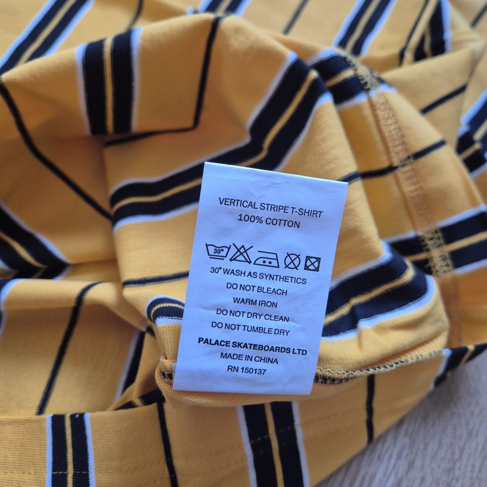 Palace Palace Vertical Stripe T-Shirt Yellow XL Brand New FW22 Size US XL / EU 56 / 4 - 6 Thumbnail