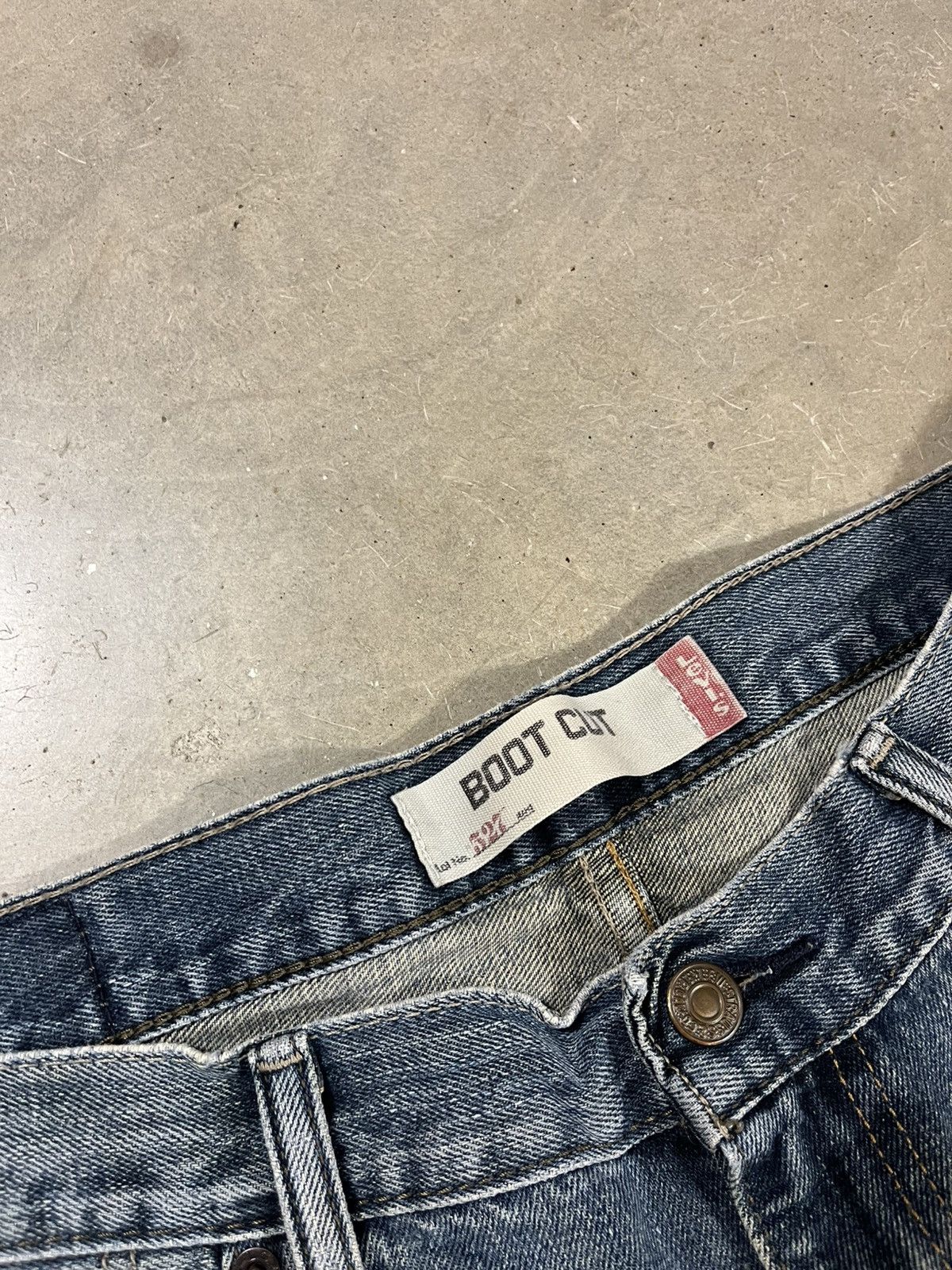 Levi's Vintage Levis 527 Low Rise Bootcut Mud Wash Faded Blue Jeans Size US 35 - 6 Thumbnail