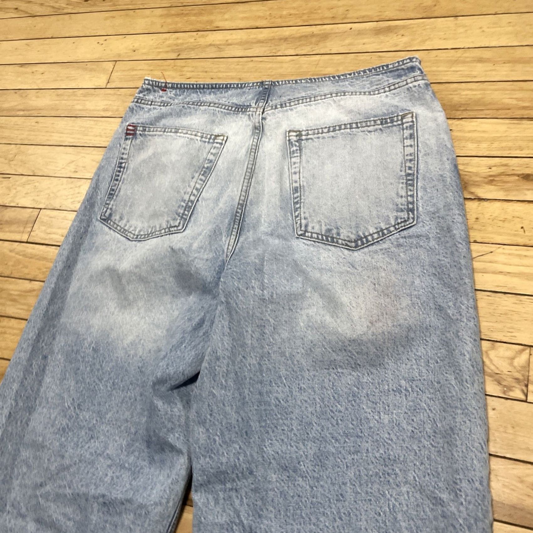 Bdg BDG Urban Outfitters Jeans Women 31W Light Blue Wide Leg Denim 34x30 Baggy Skater 90s Wide-Leg Mens Womens? Size 24" / US 00 / IT 34 - 4 Thumbnail