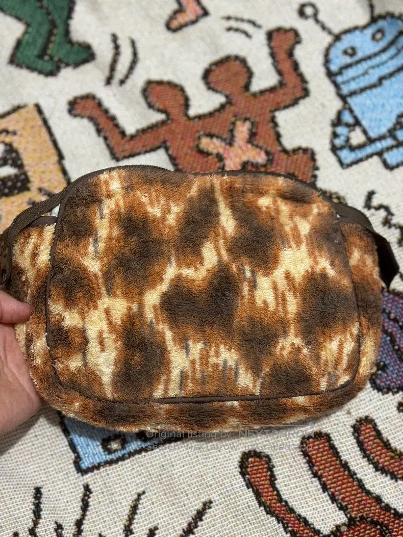 Vivienne Westwood Vivienne Westwood size os 90s Leopard Print Towel Bag Size ONE SIZE - 3 Thumbnail