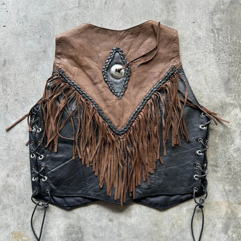 Other Vintage Two Tone Leather Fringe Western Vest Size XS Size US XS / EU 42 / 0 - 4 Thumbnail