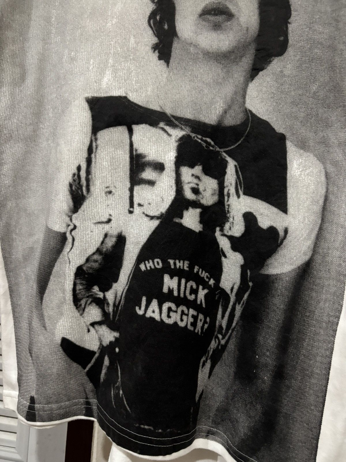 Band Tees Richard Ashcroft The Verve Who The Fuck Is Mick Jagger Size US M / EU 48-50 / 2 - 4 Thumbnail