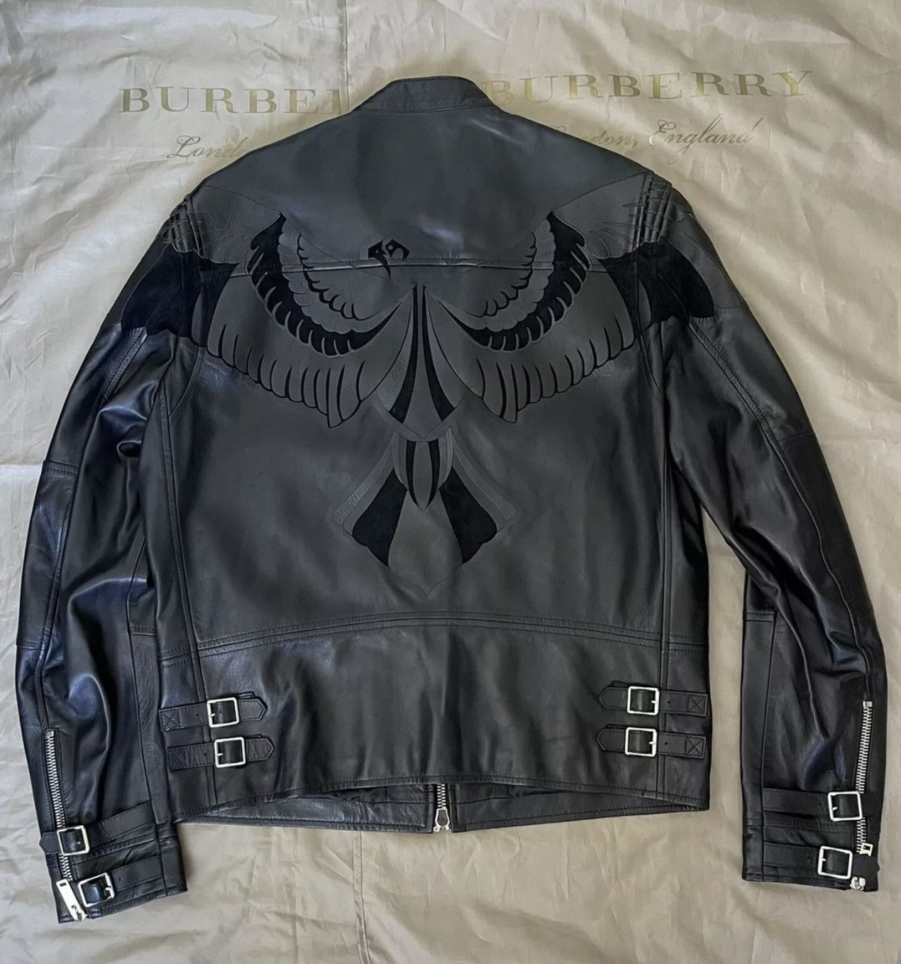Valentino Valentino Men's Black Eagle Leather Size 54 Like L $6500 Size US L / EU 52-54 / 3 - 1 Thumbnail