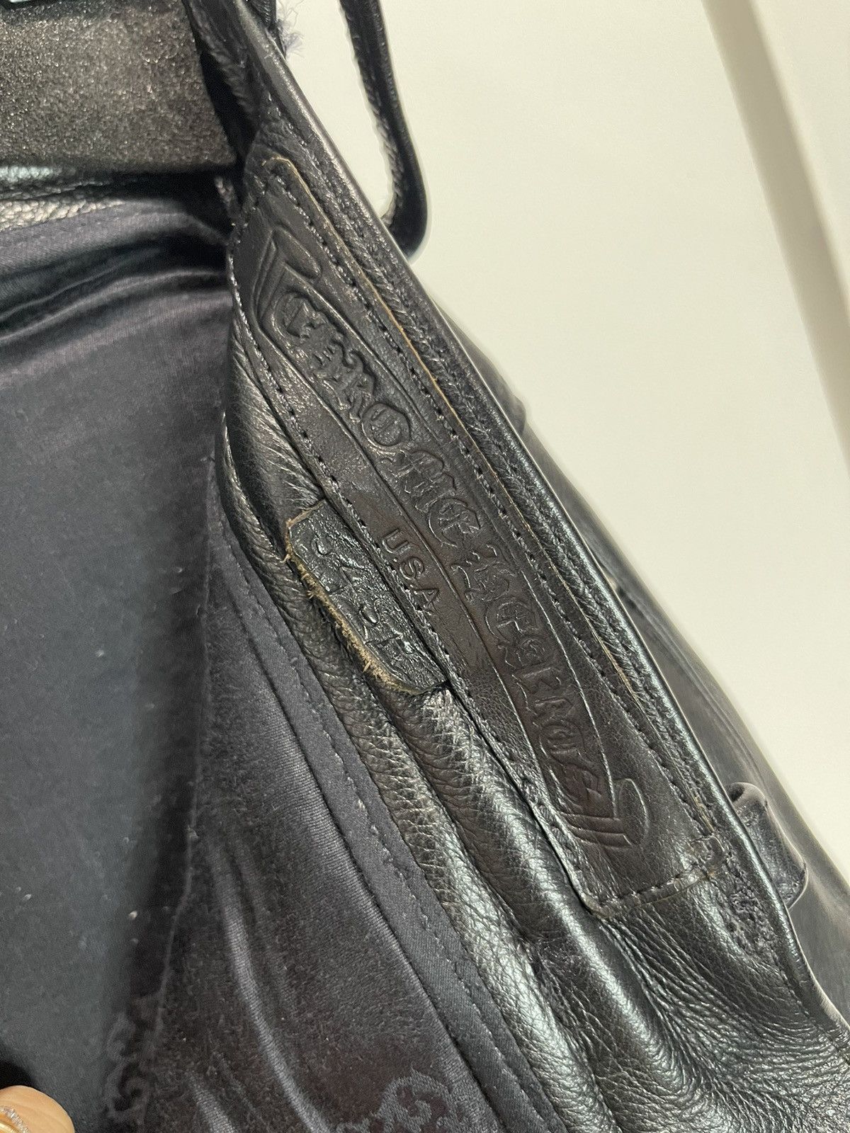 Chrome Hearts Chrome Hearts cross patch leather biker pants Size US 34 / EU 50 - 11 Thumbnail